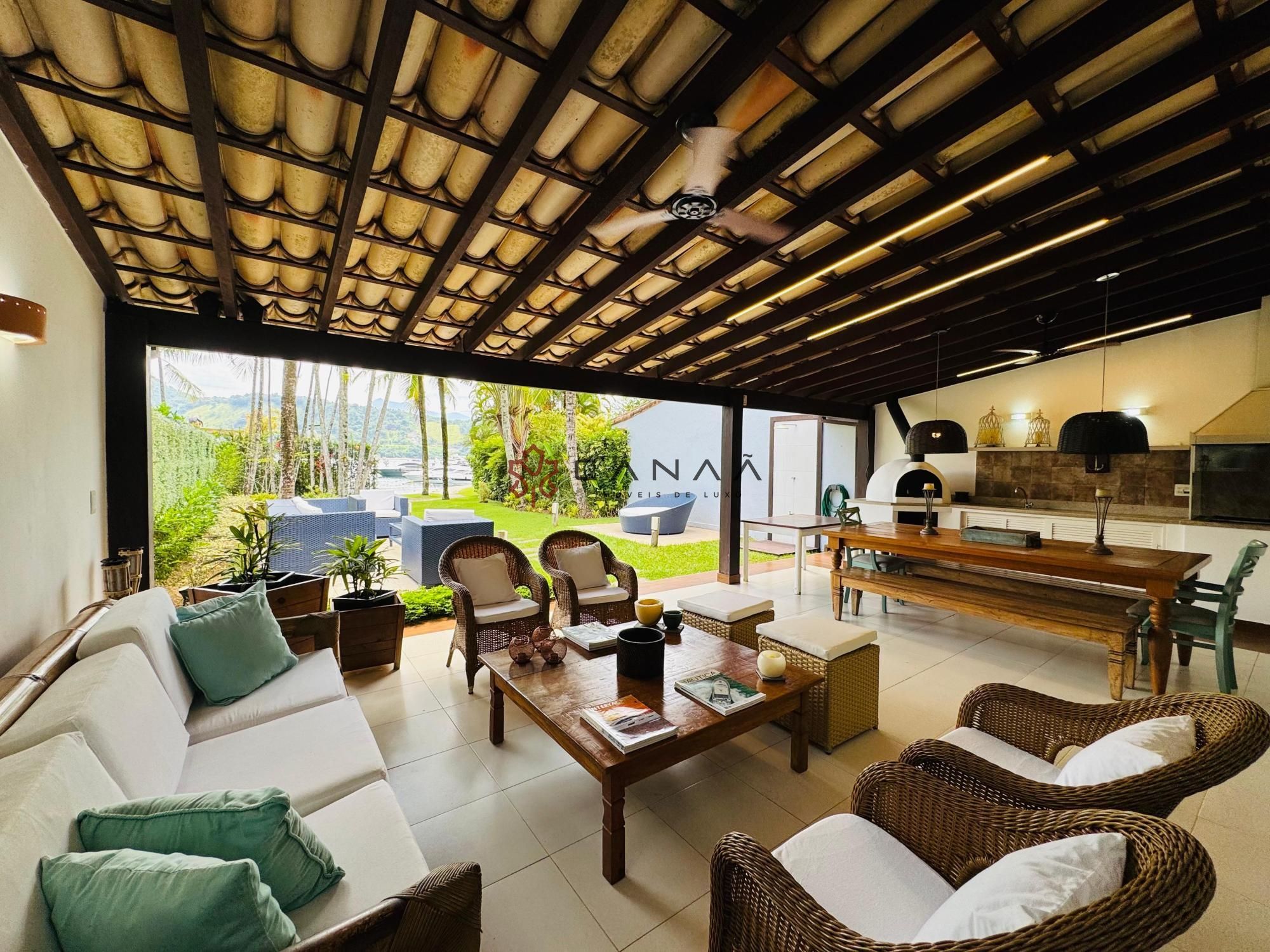 Casa de Condomínio à venda com 4 quartos, 250m² - Foto 5
