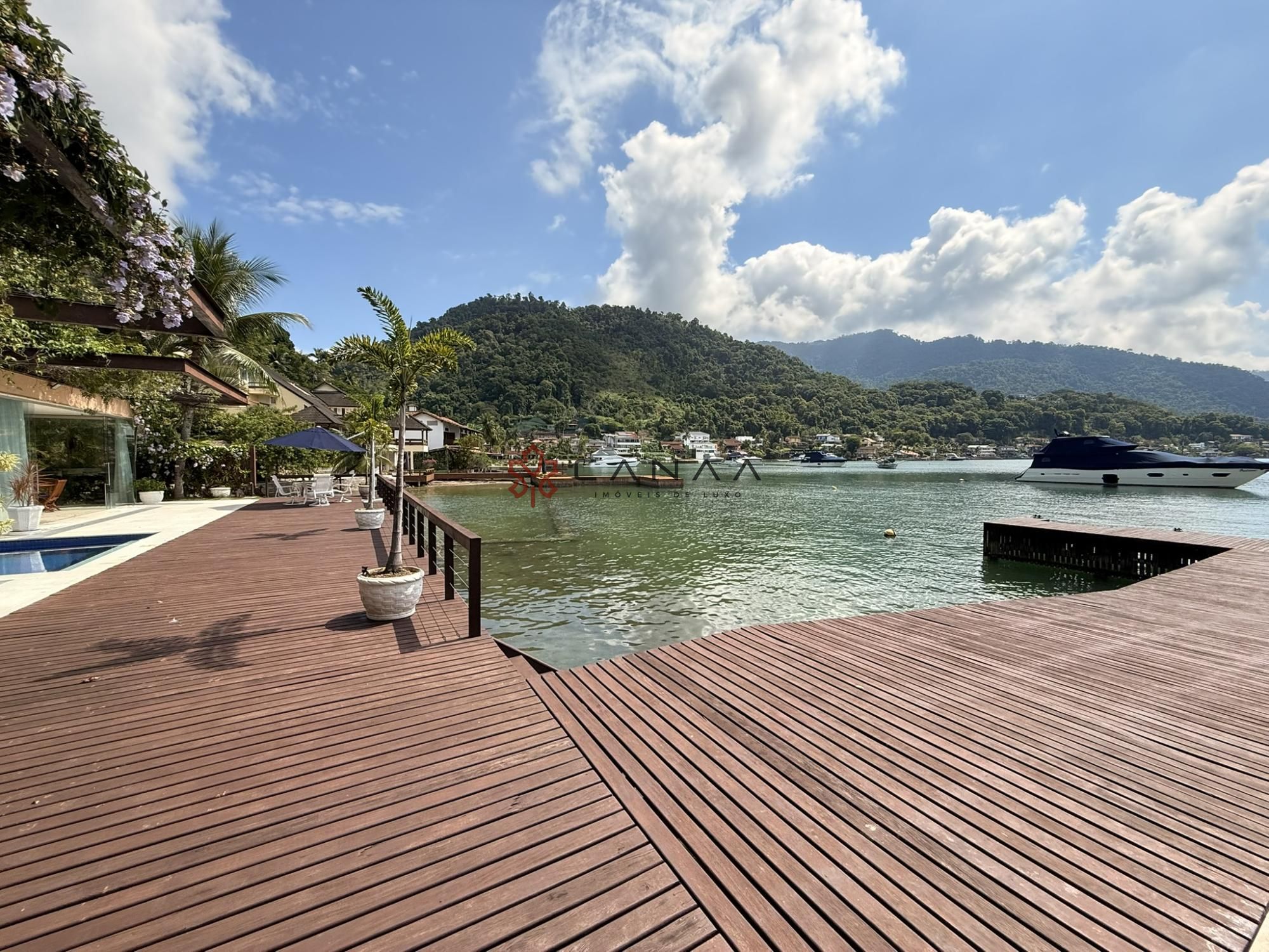 Casa de Condomínio à venda com 6 quartos, 650m² - Foto 9