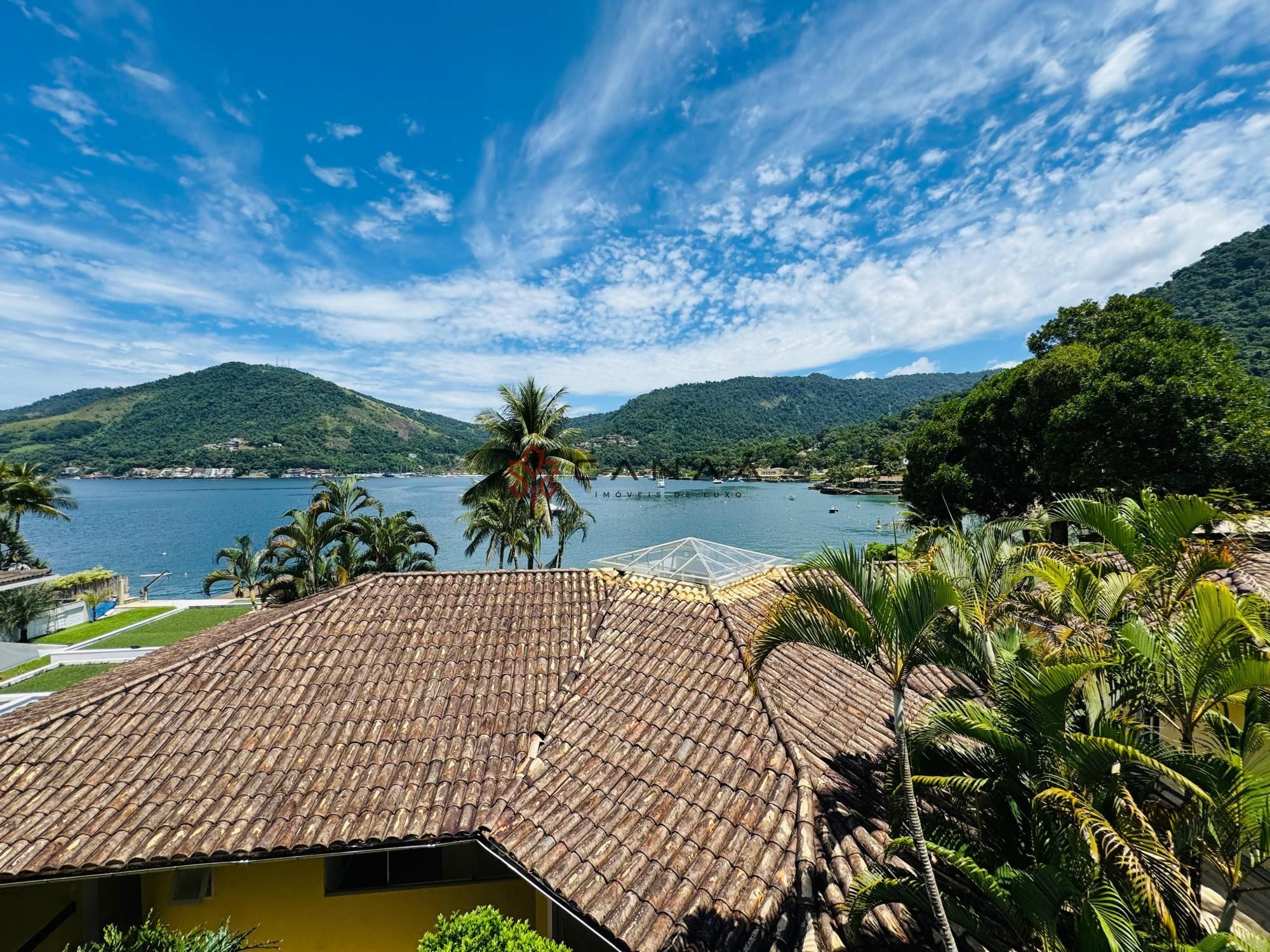 Casa à venda e temporada com 6 quartos, 700m² - Foto 23