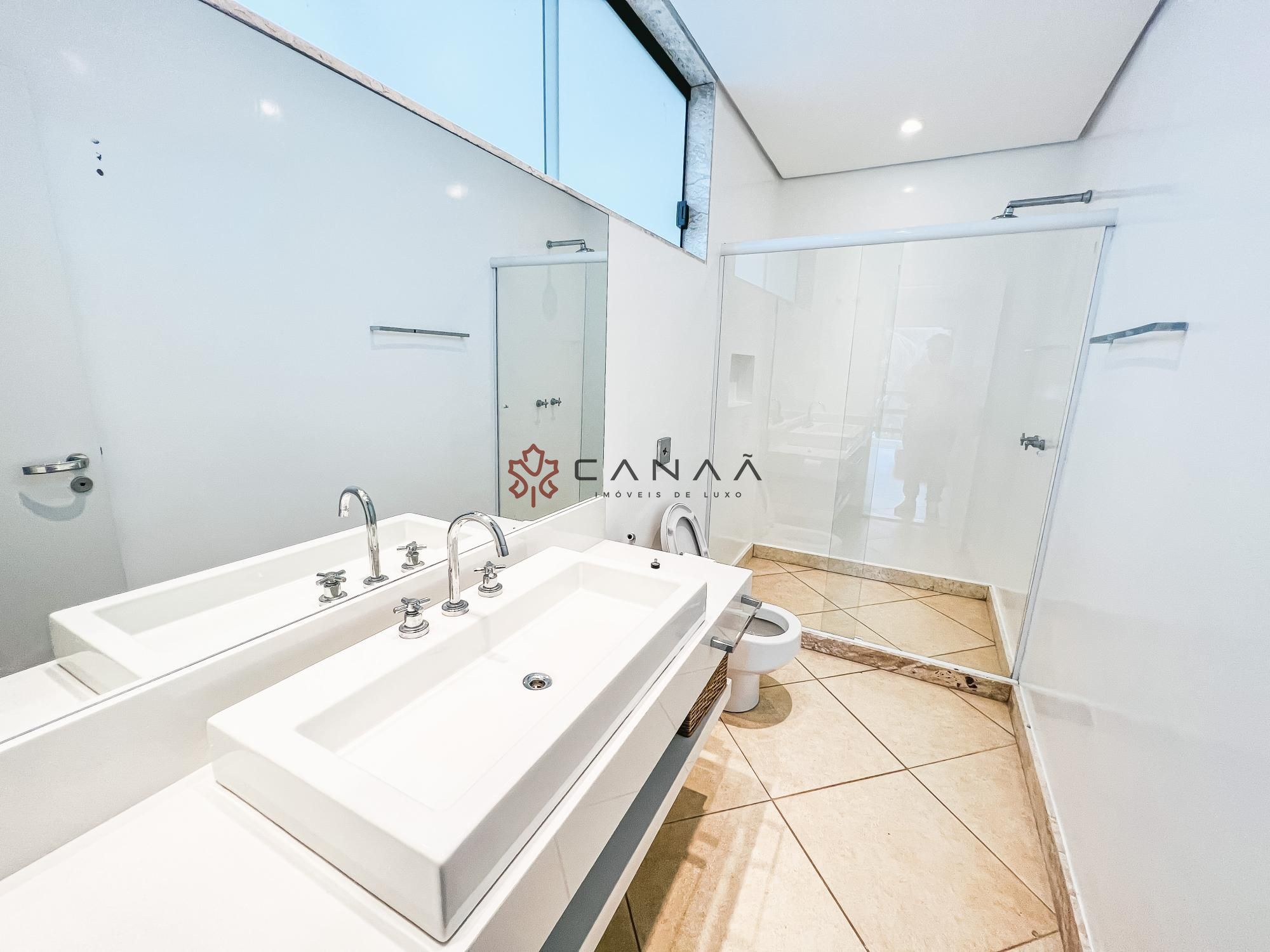 Casa à venda com 7 quartos, 500m² - Foto 27