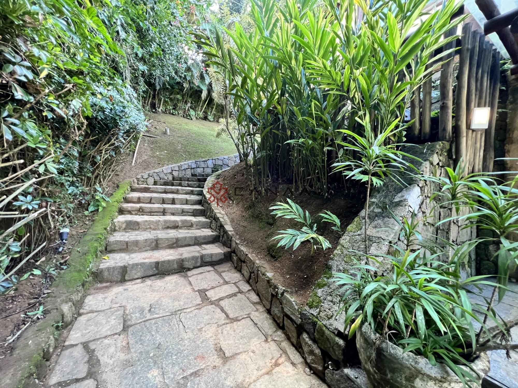 Casa de Condomínio à venda e temporada com 4 quartos, 300m² - Foto 16