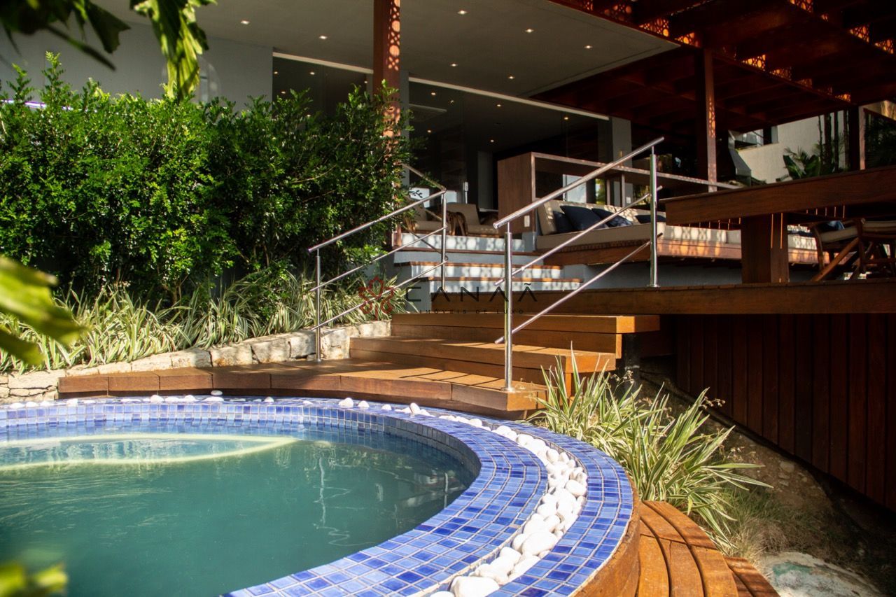 Casa de Condomínio à venda com 5 quartos, 430m² - Foto 9