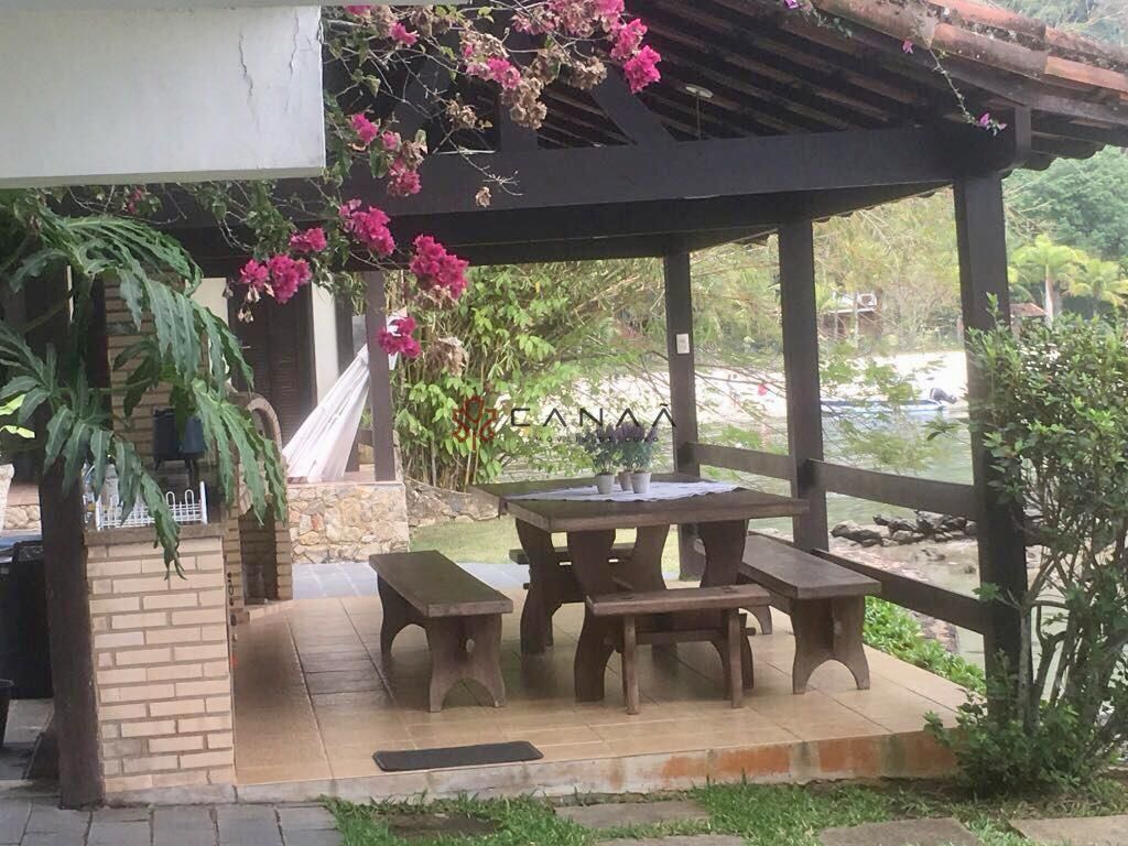 Casa à venda com 4 quartos, 299m² - Foto 9
