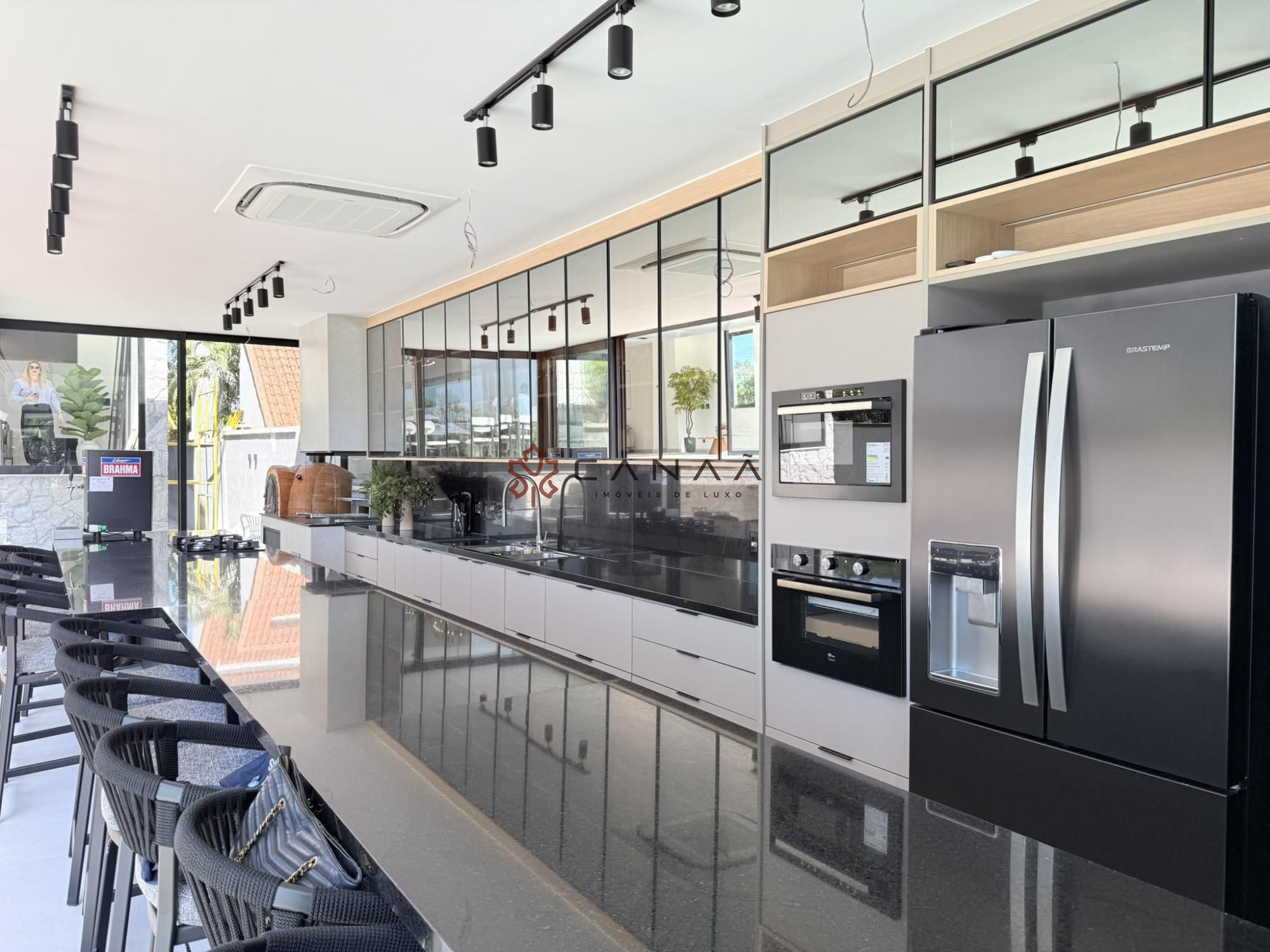 Casa de Condomínio à venda com 6 quartos, 970m² - Foto 33