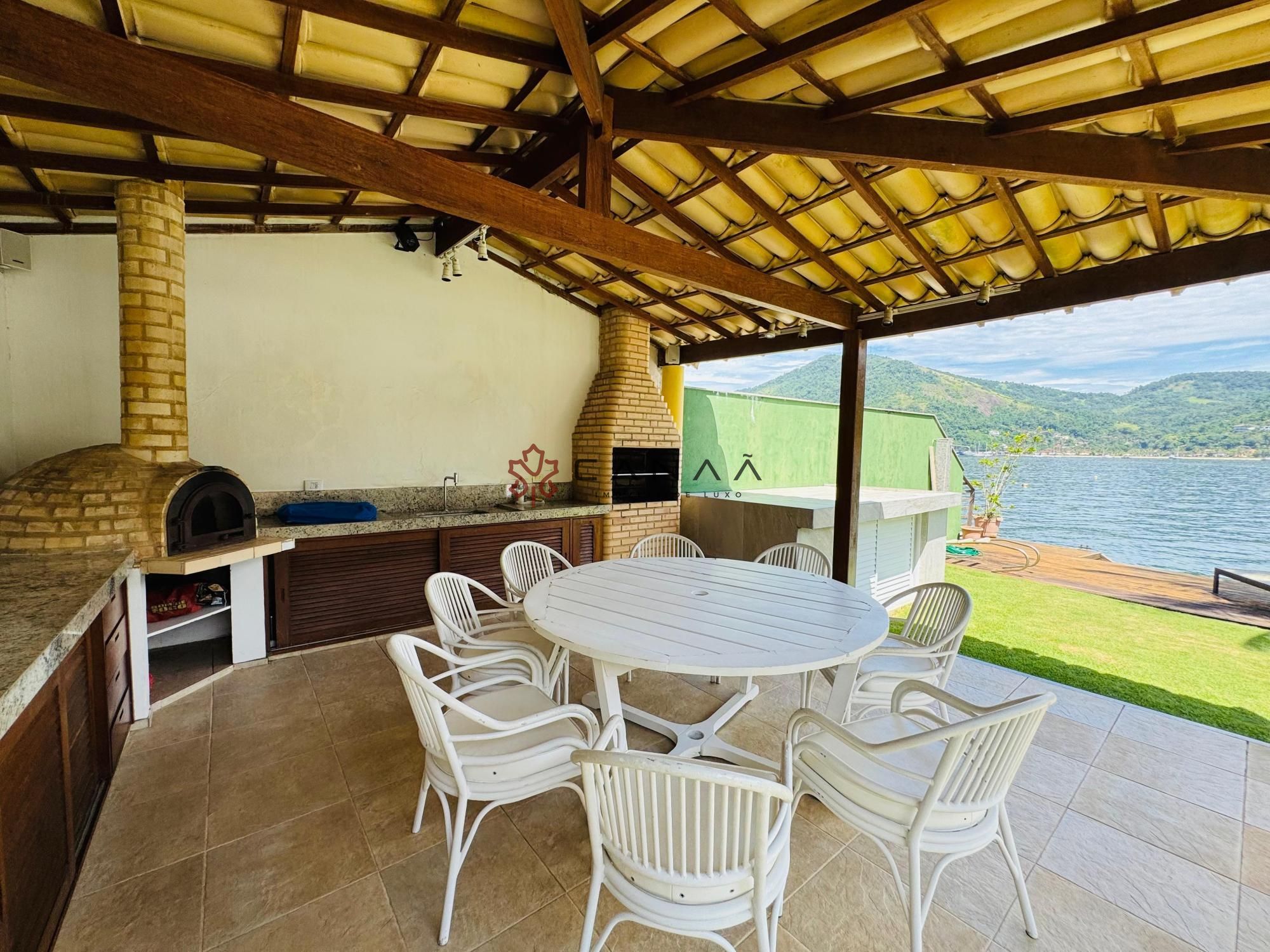 Casa à venda e temporada com 6 quartos, 700m² - Foto 21