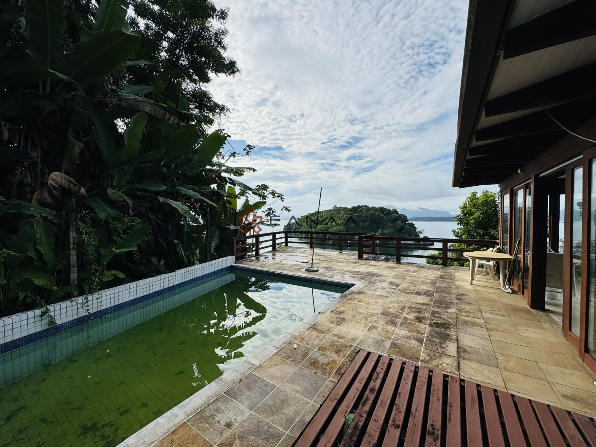 Casa à venda com 2 quartos, 333m² - Foto 8