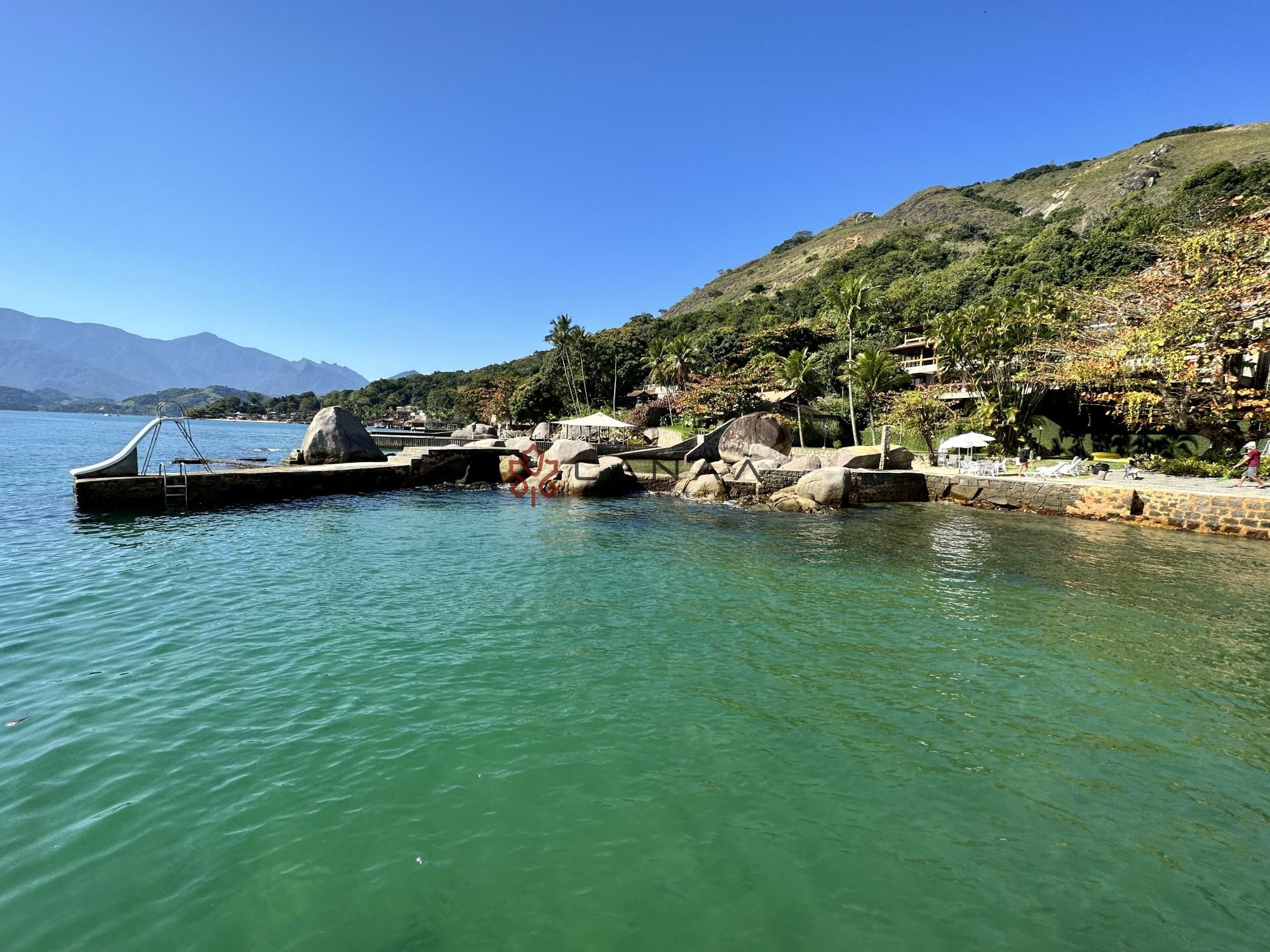 Casa à venda com 10 quartos, 2800m² - Foto 13