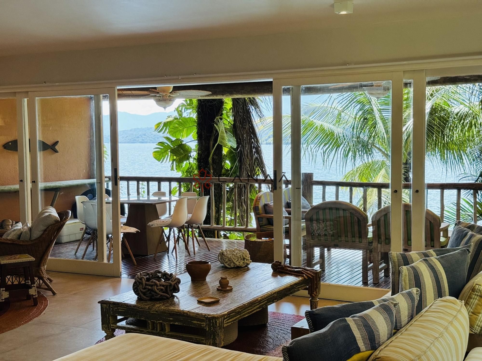Casa à venda com 4 quartos, 260m² - Foto 9