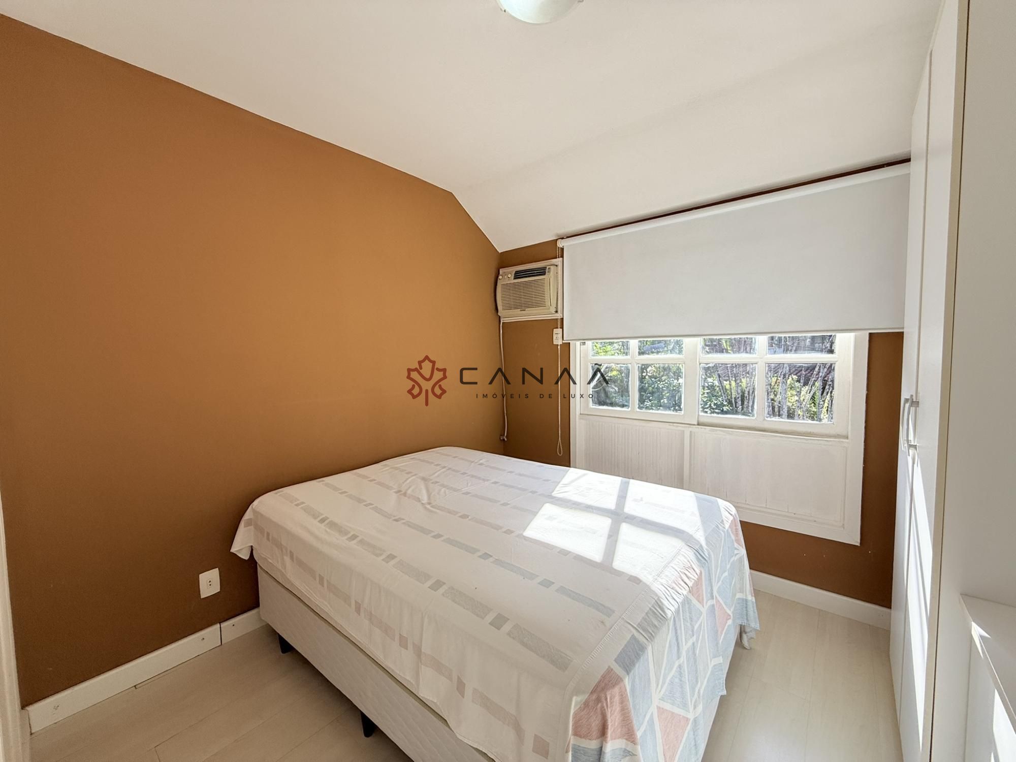 Casa de Condomínio à venda e aluguel com 4 quartos, 199m² - Foto 15