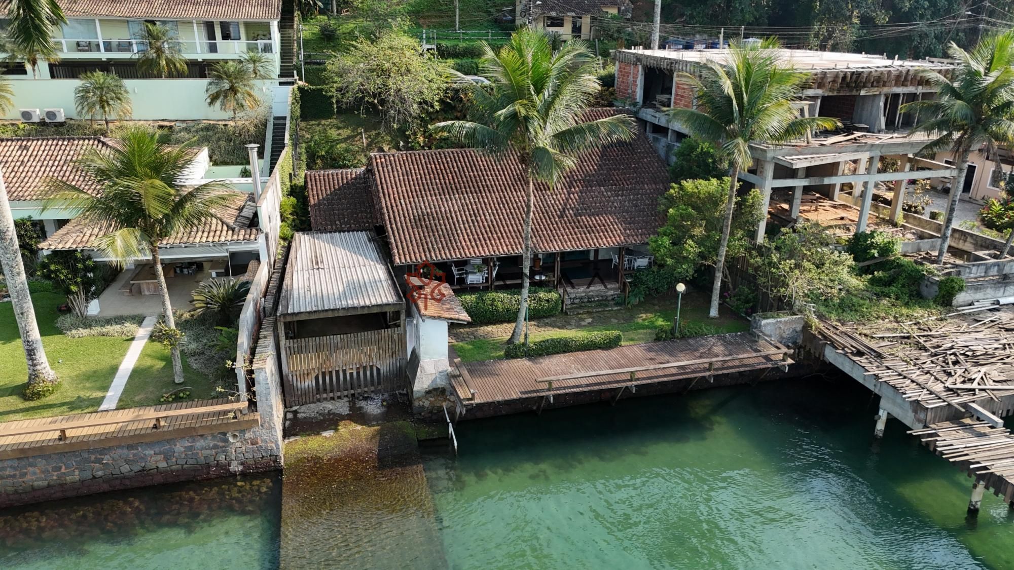 Casa à venda com 2 quartos, 197m² - Foto 39