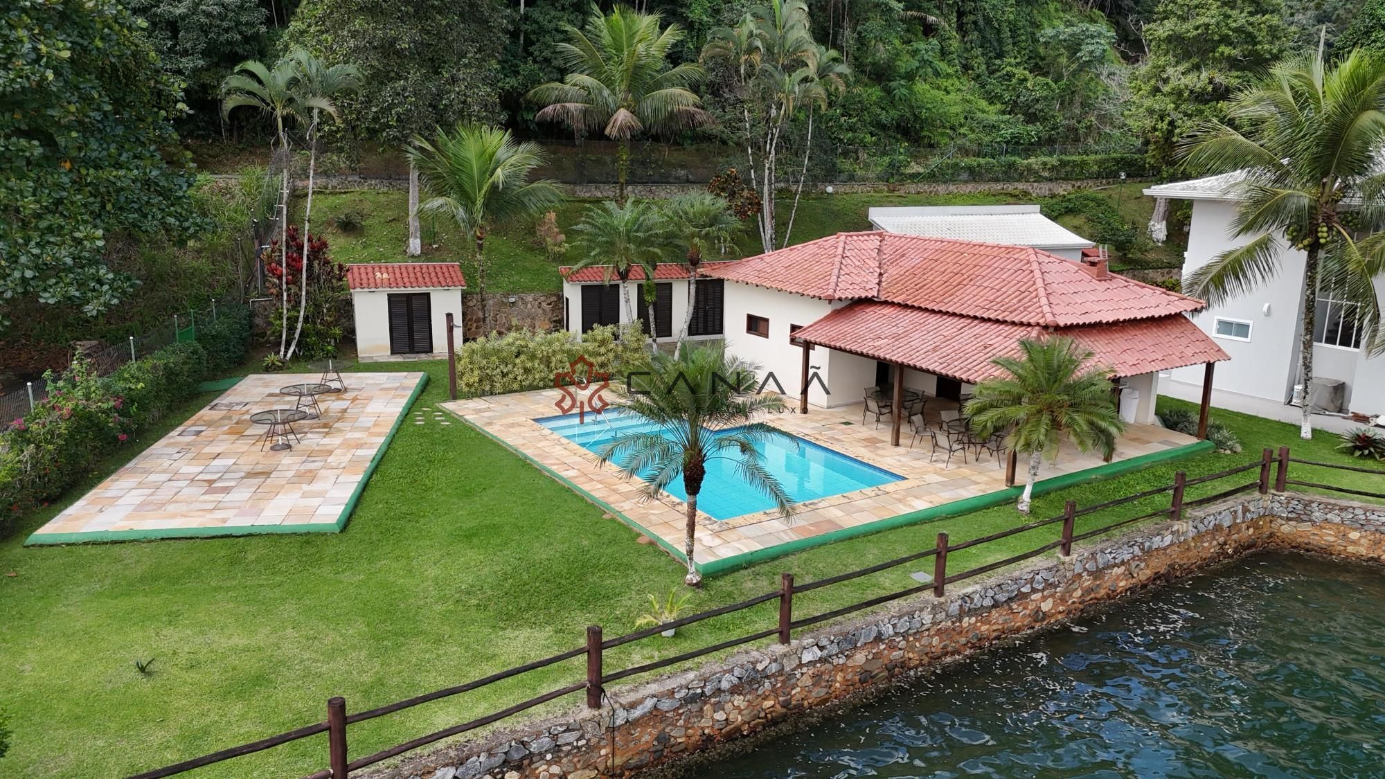 Casa de Condomínio à venda com 4 quartos, 249m² - Foto 30
