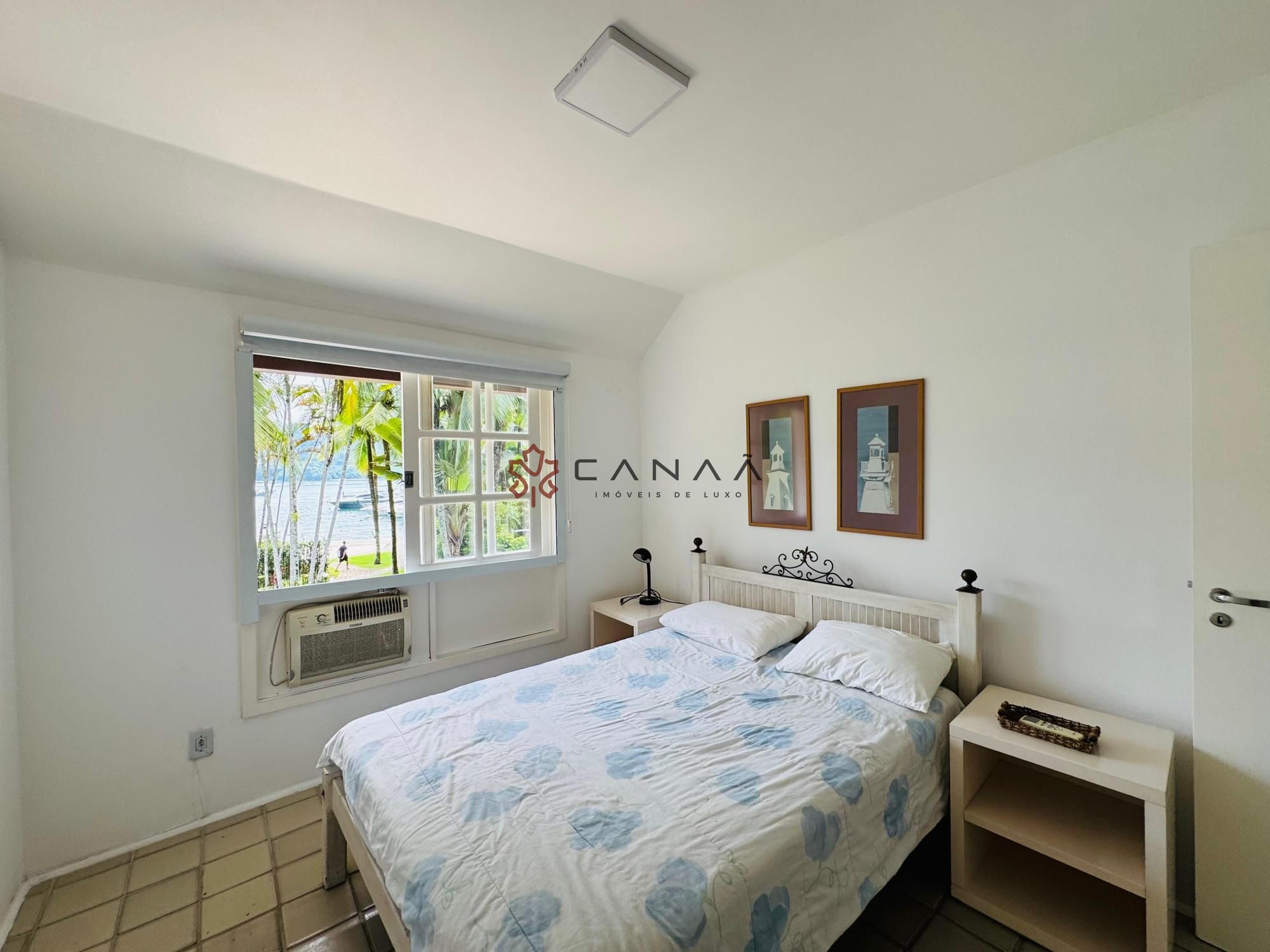 Casa de Condomínio à venda com 4 quartos, 250m² - Foto 21