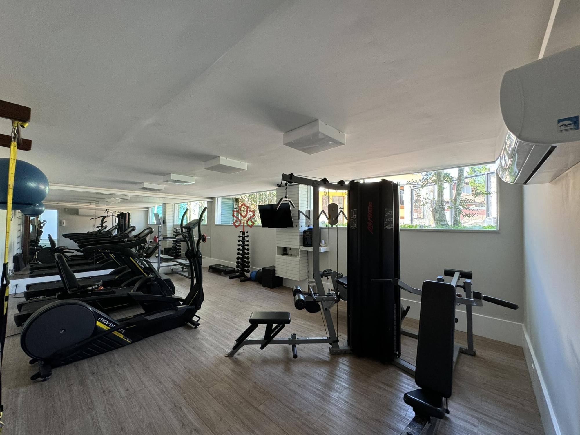 Casa de Condomínio à venda com 4 quartos, 300m² - Foto 17