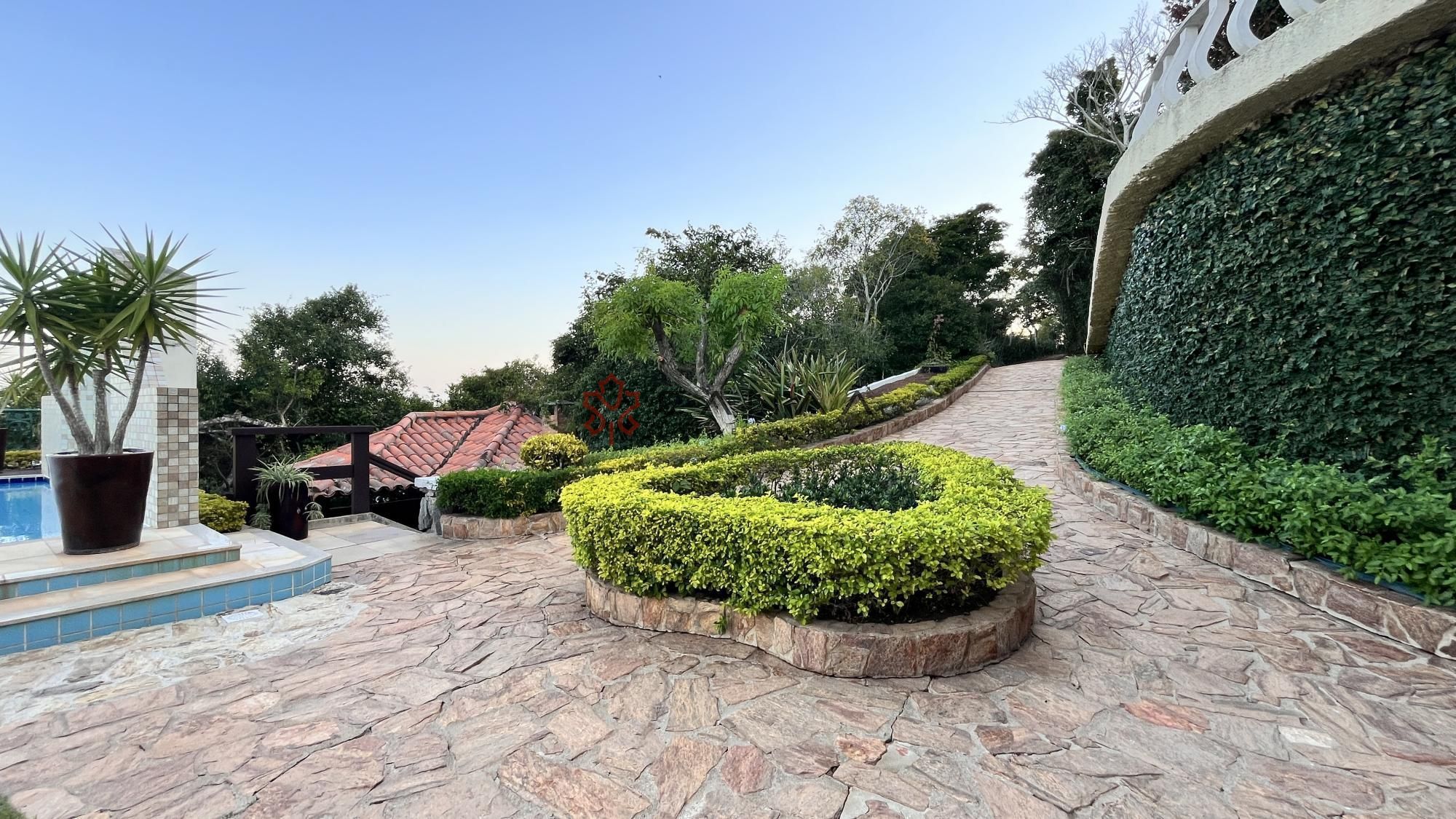Casa à venda com 5 quartos, 841m² - Foto 25