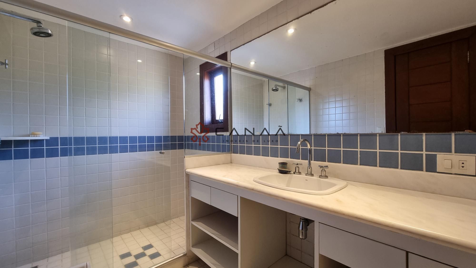 Casa de Condomínio à venda com 4 quartos, 300m² - Foto 43