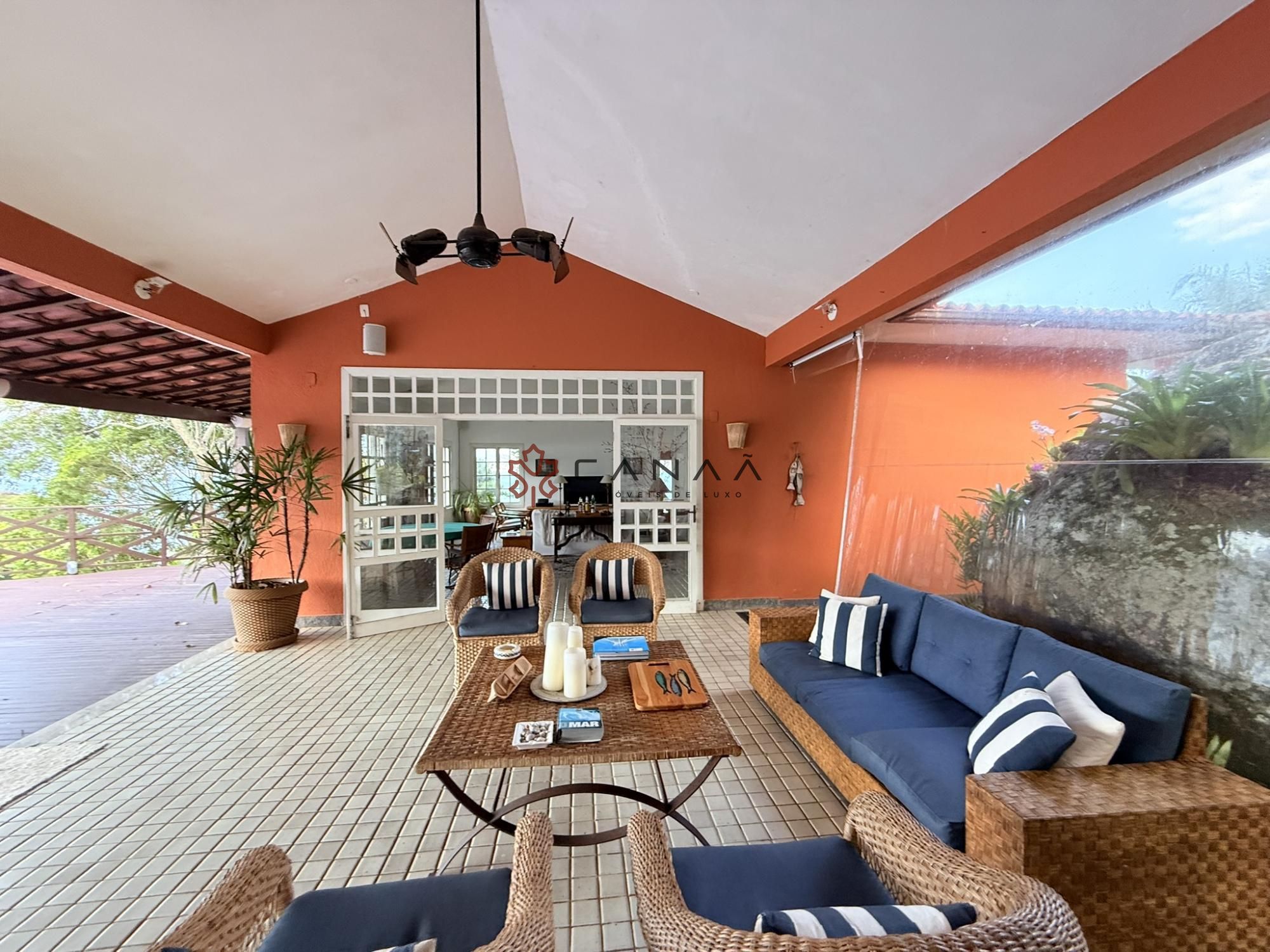 Casa de Condomínio à venda e temporada com 7 quartos, 1100m² - Foto 32