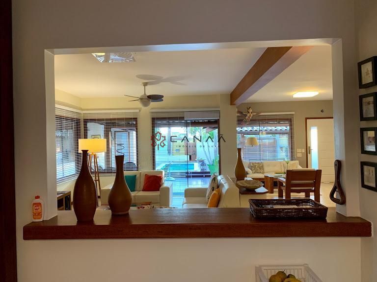 Casa à venda com 3 quartos, 300m² - Foto 8