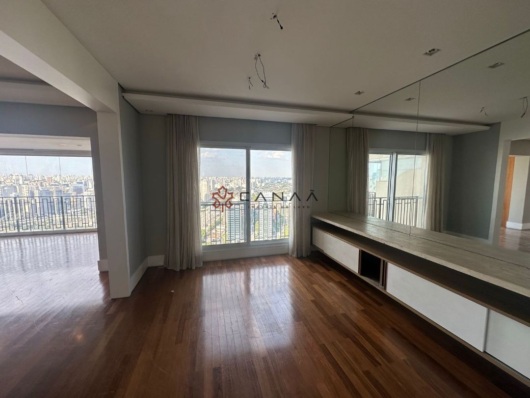 Apartamento, 3 quartos, 236 m² - Foto 5