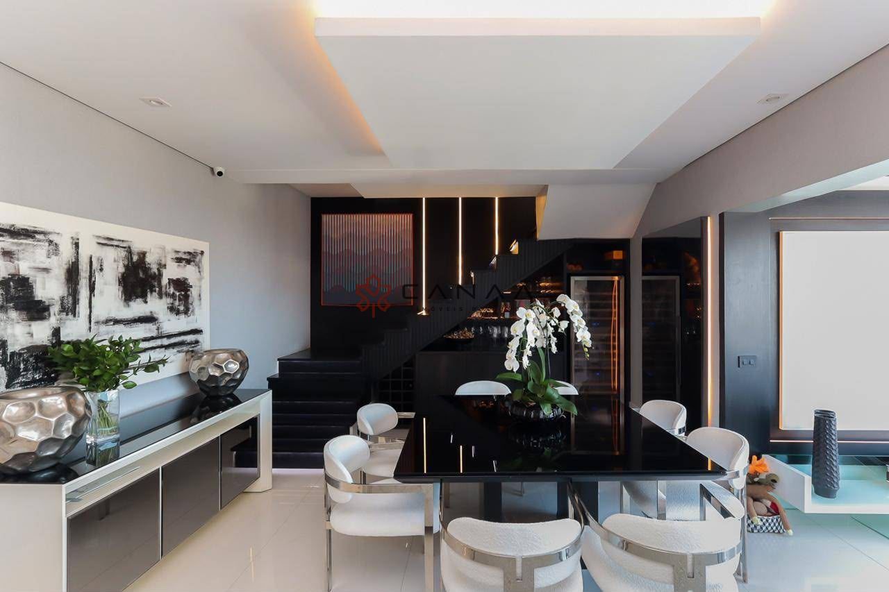 Cobertura, 4 quartos, 315 m² - Foto 17