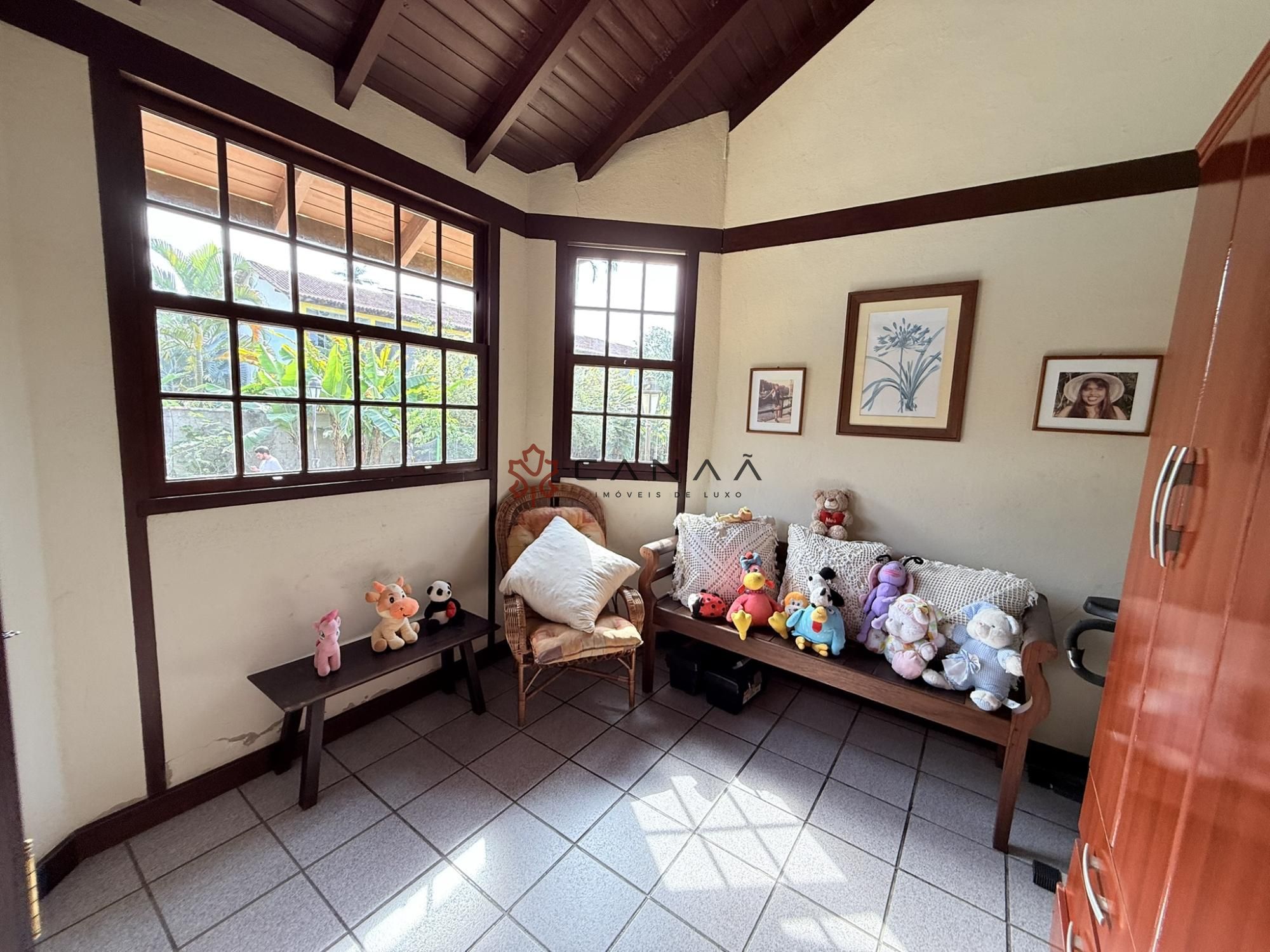 Casa à venda com 5 quartos, 345m² - Foto 19