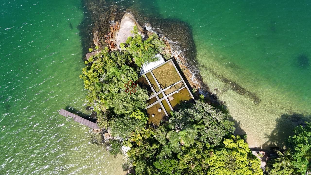 Casa, 6 quartos, 354 m² - Foto 1