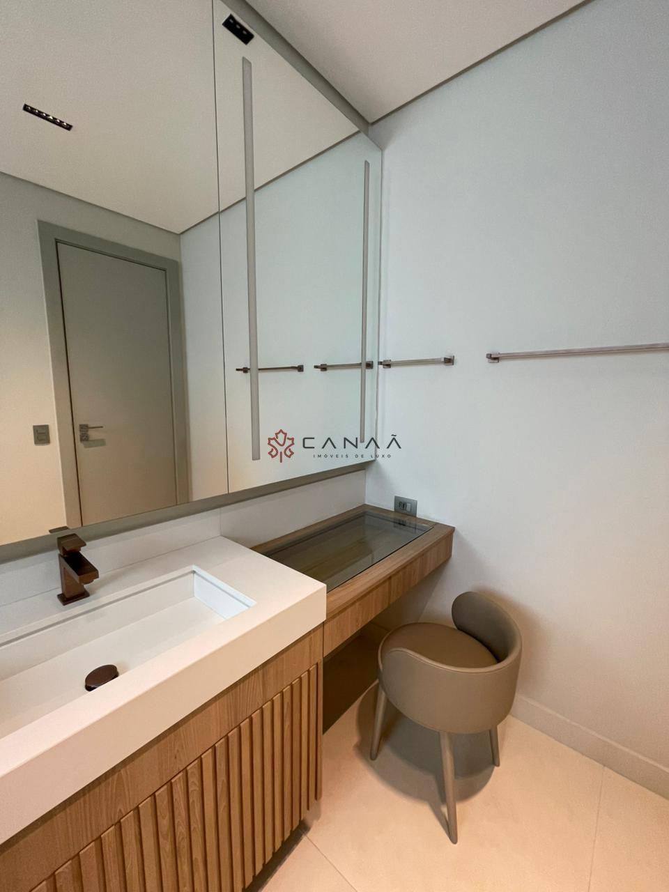 Apartamento, 3 quartos, 303 m² - Foto 37