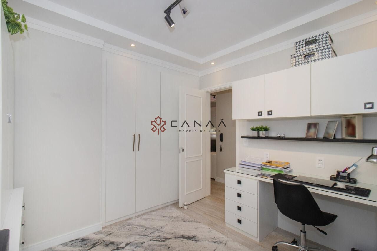 Casa, 4 quartos, 250 m² - Foto 19