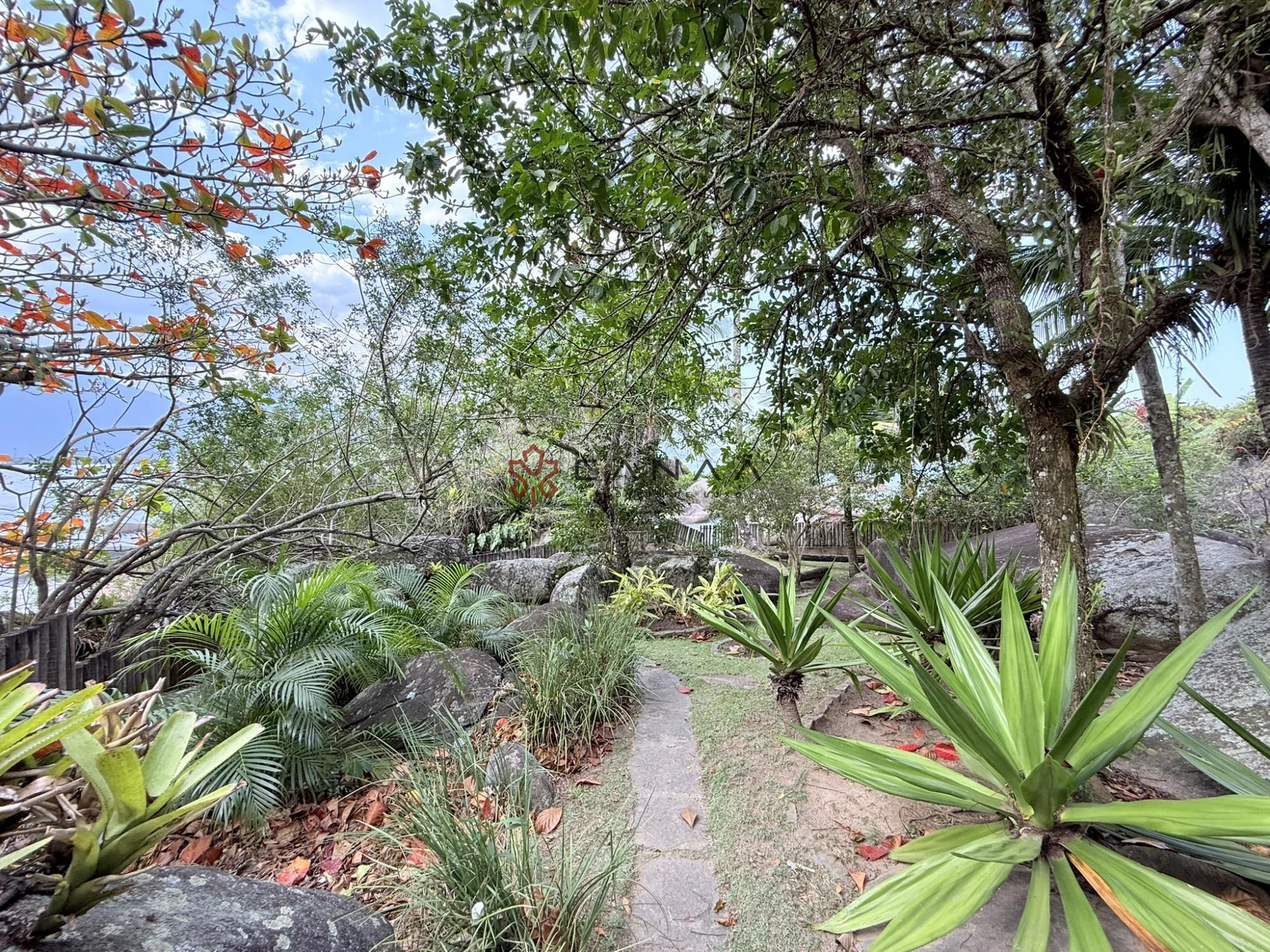 Casa de Condomínio à venda e temporada com 7 quartos, 1100m² - Foto 91