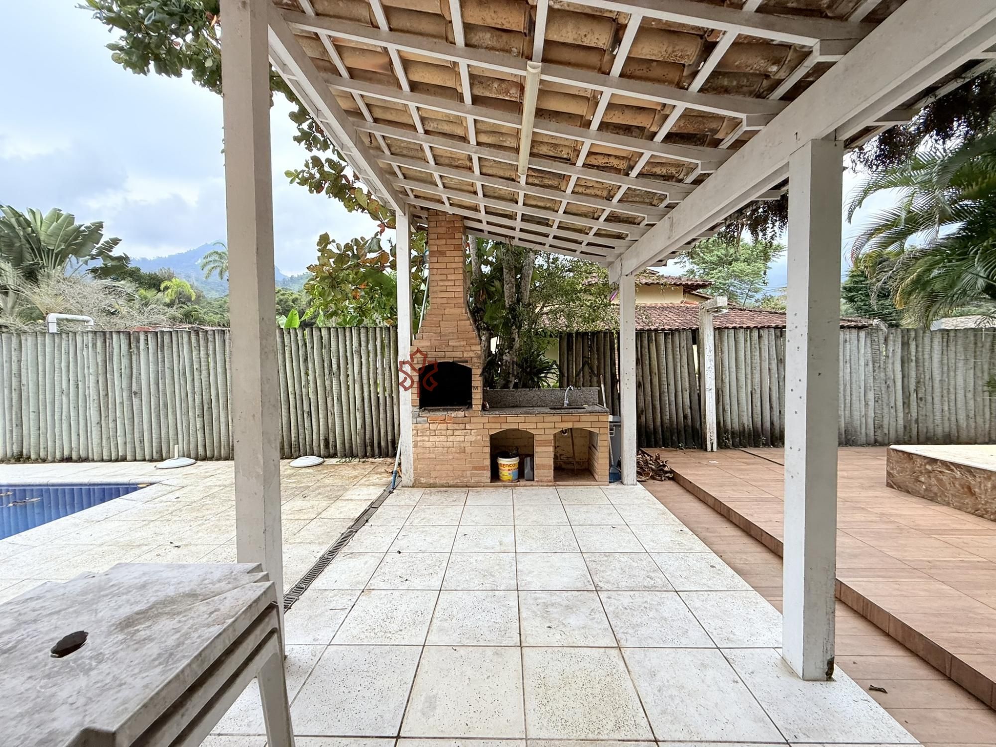 Casa de Condomínio para alugar com 4 quartos, 191m² - Foto 9