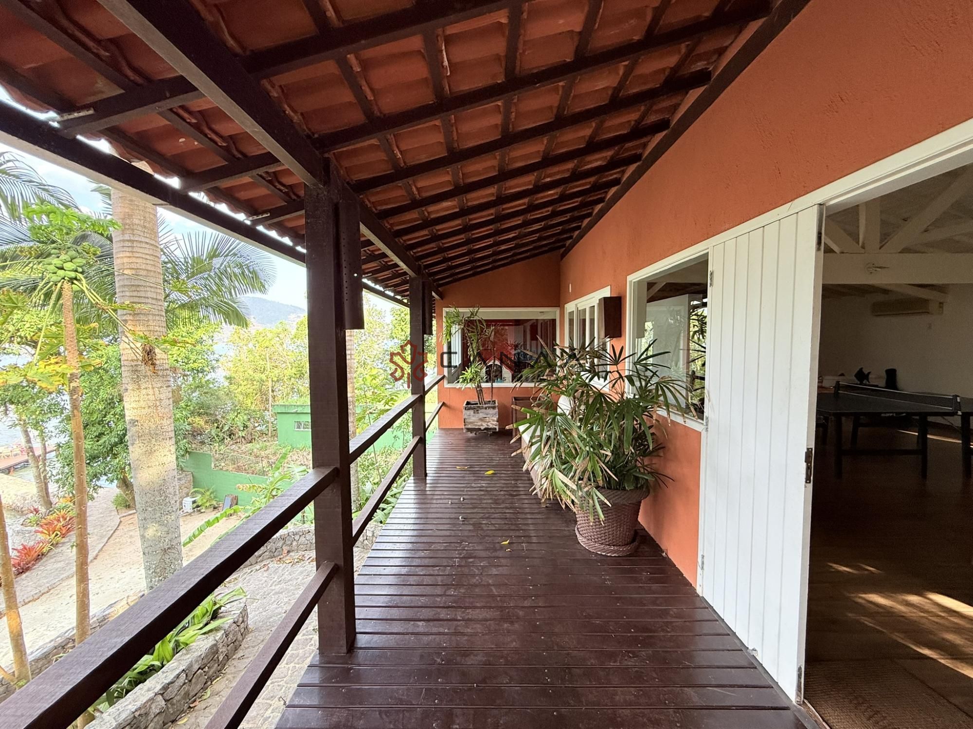 Casa de Condomínio à venda e temporada com 7 quartos, 1100m² - Foto 31