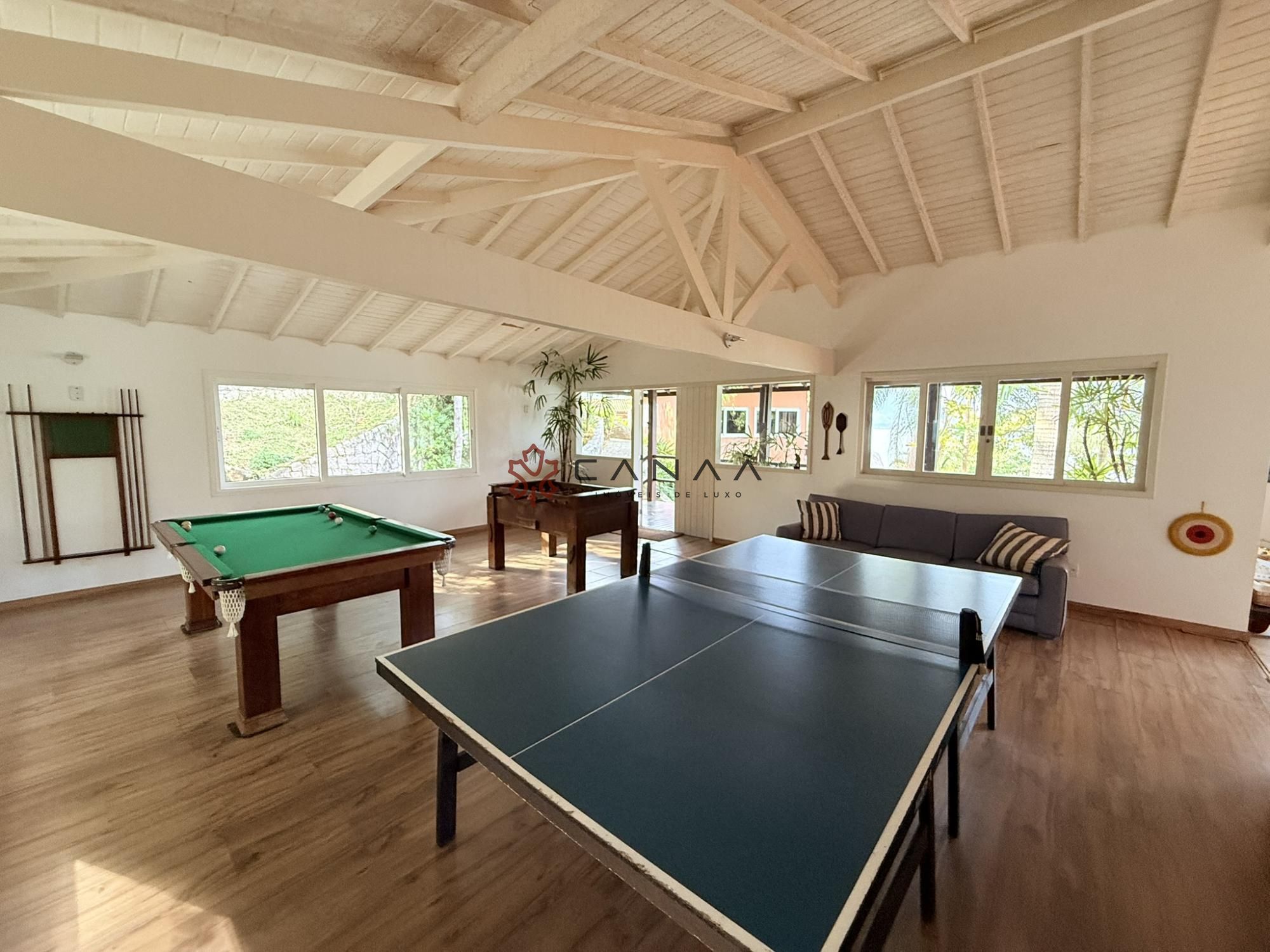 Casa de Condomínio à venda e temporada com 7 quartos, 1100m² - Foto 40