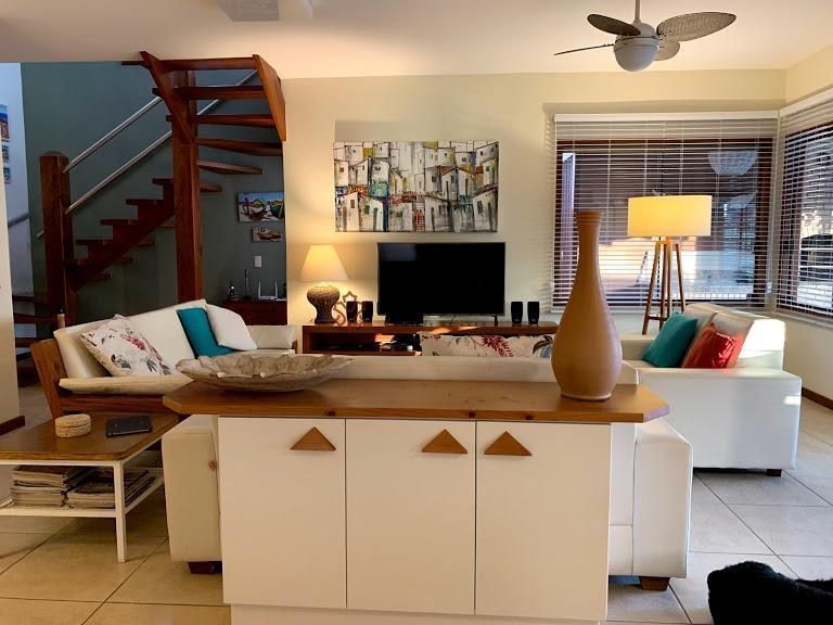 Casa à venda com 3 quartos, 300m² - Foto 4