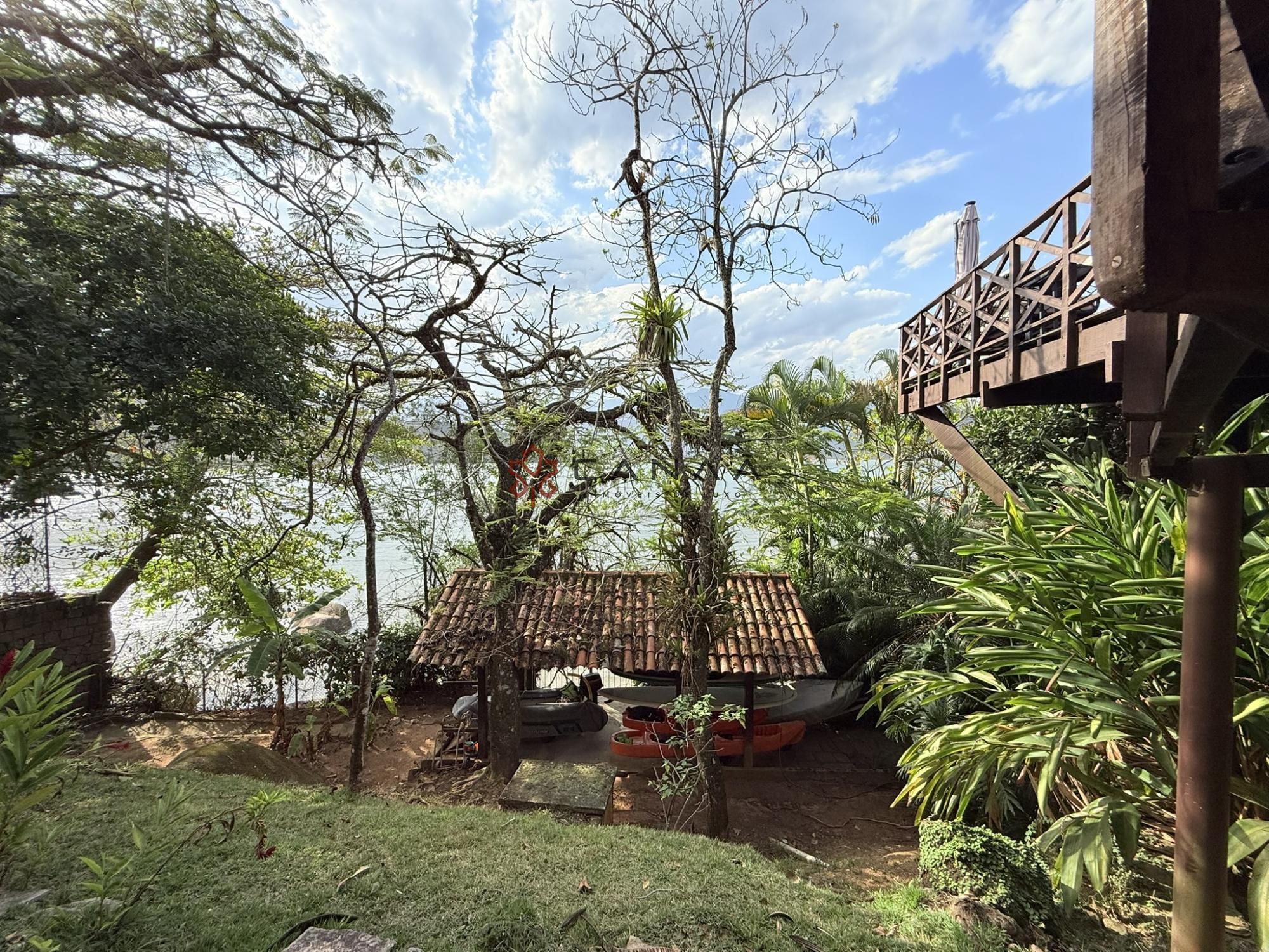 Casa de Condomínio à venda e temporada com 7 quartos, 1100m² - Foto 89