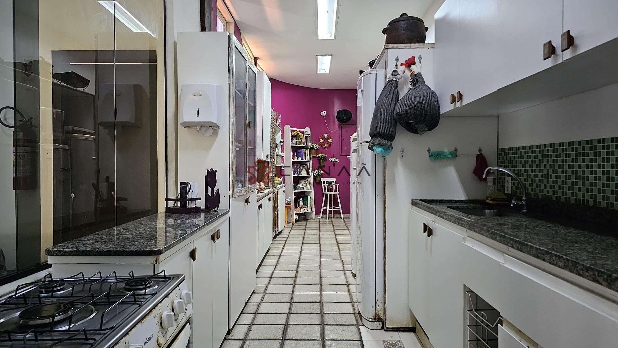Hotel à venda com 16 quartos, 800m² - Foto 62