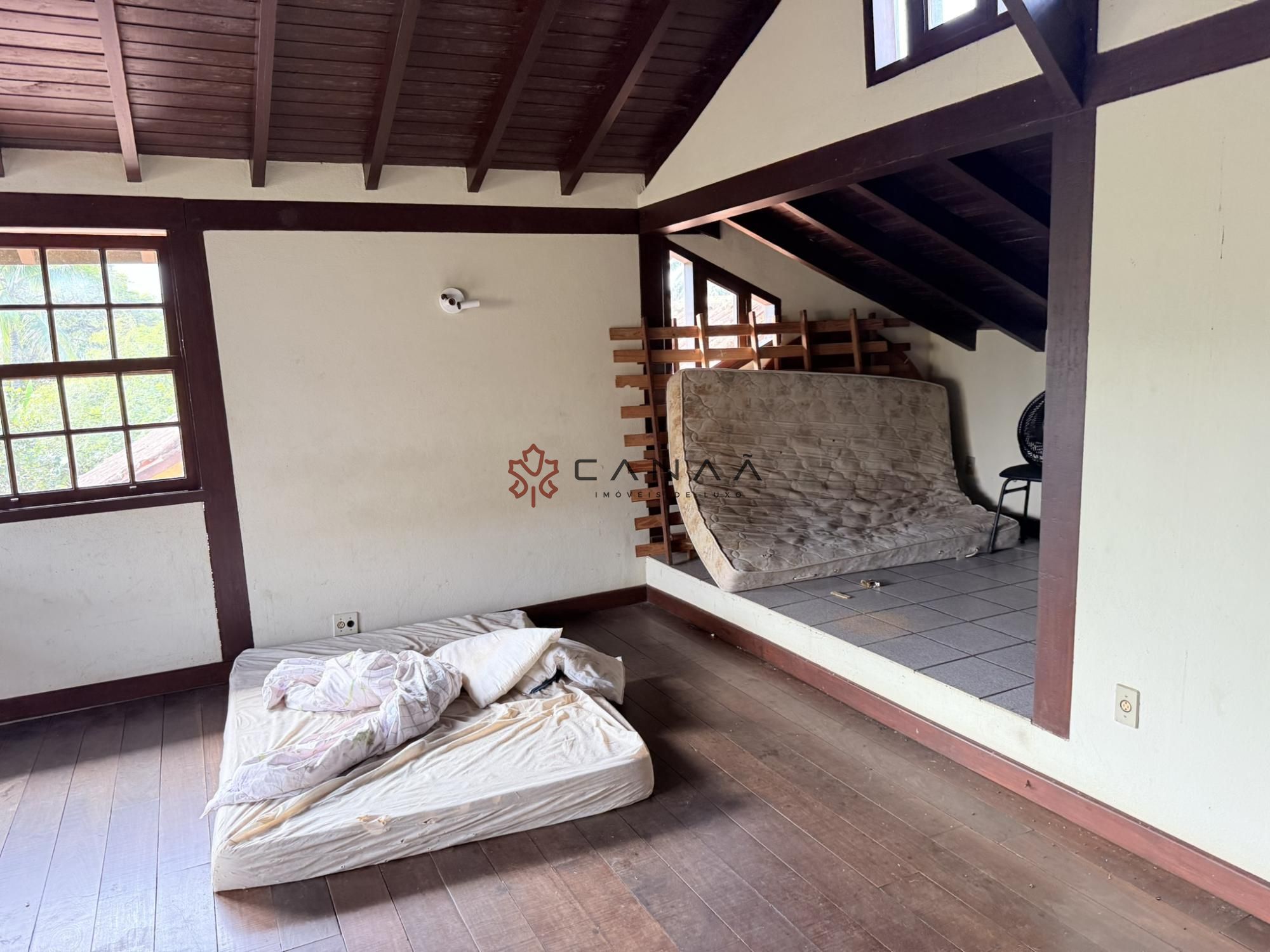 Casa à venda com 5 quartos, 345m² - Foto 24