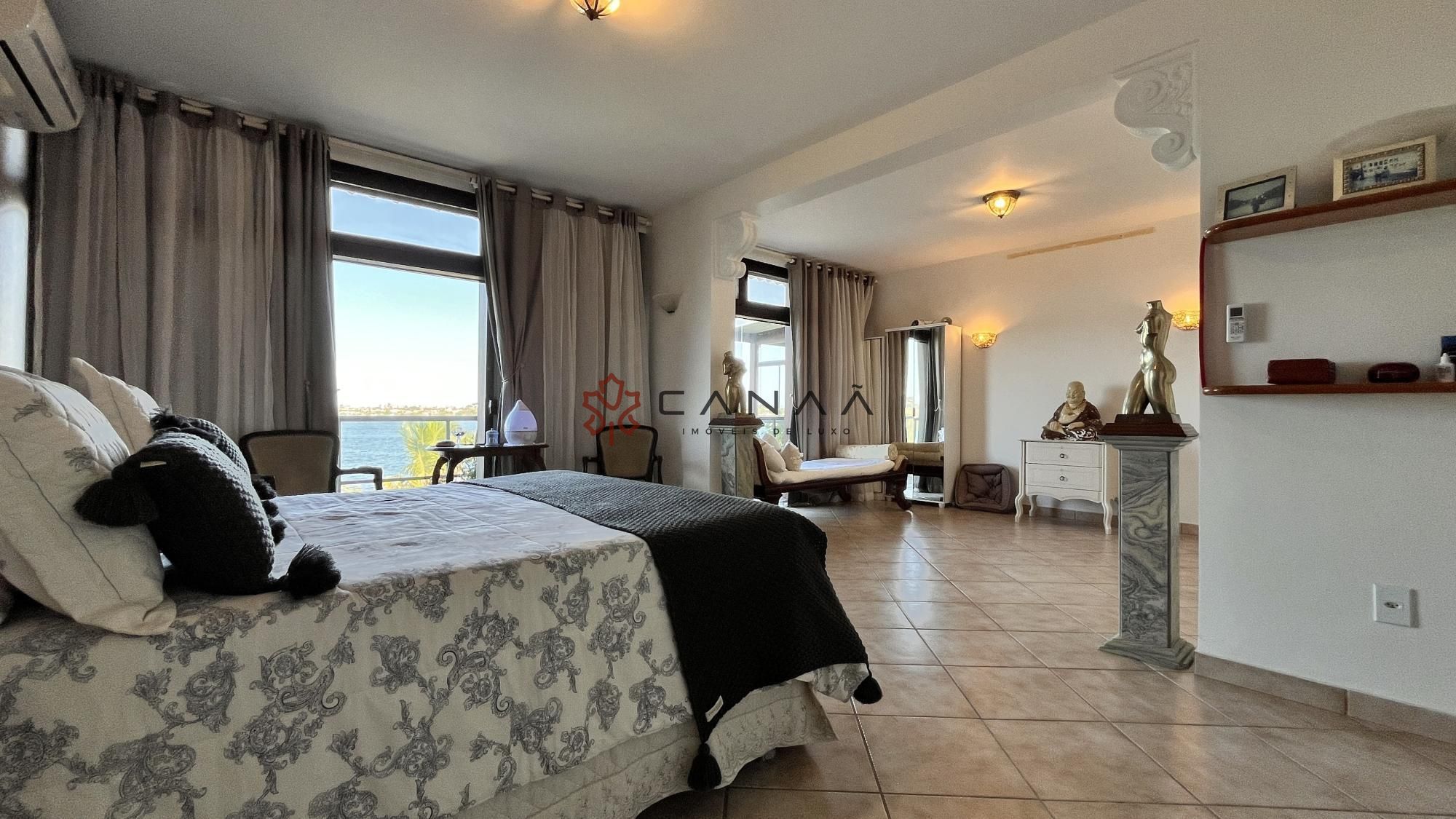 Casa à venda com 5 quartos, 841m² - Foto 12