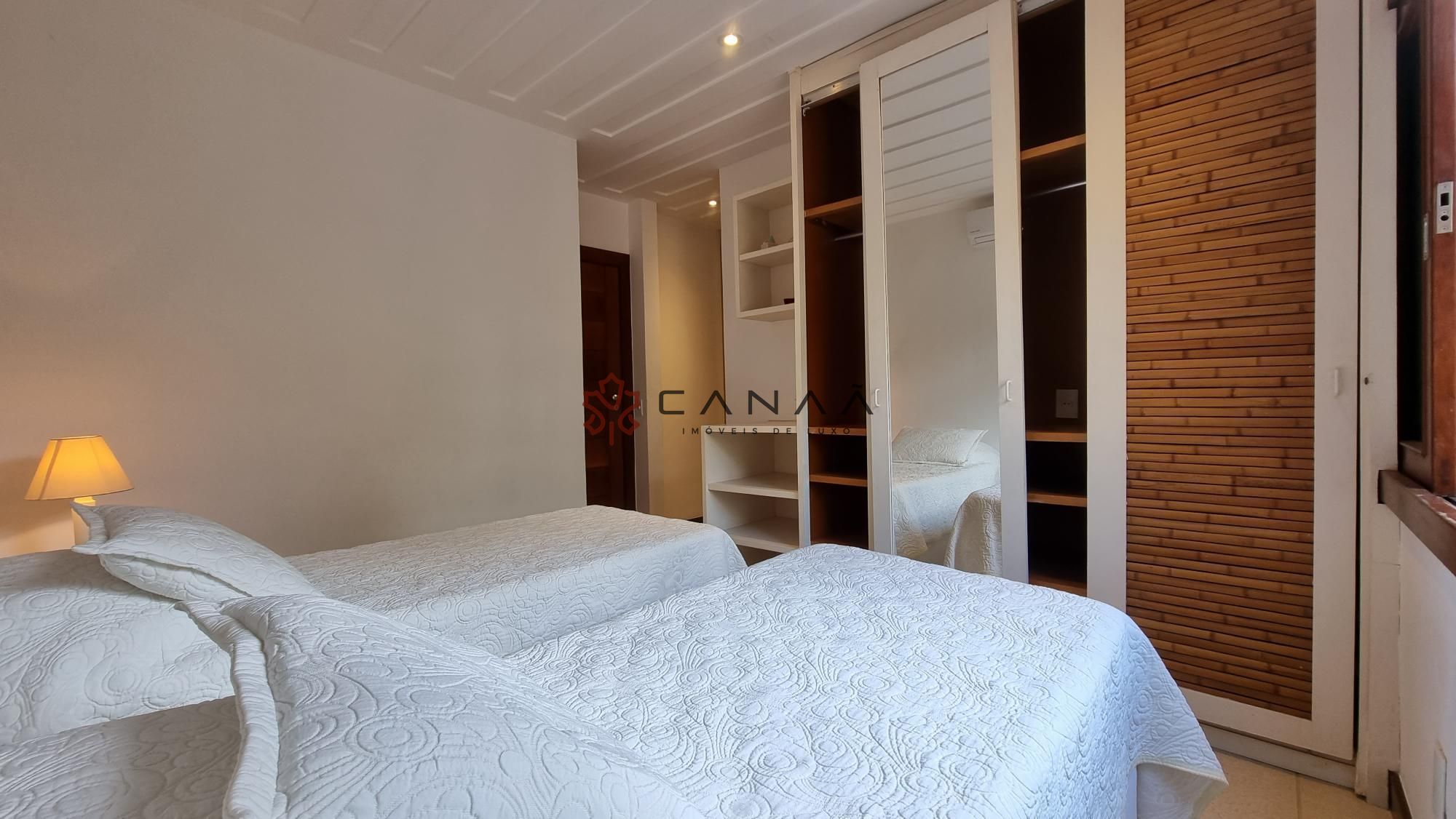 Casa de Condomínio à venda com 4 quartos, 300m² - Foto 48
