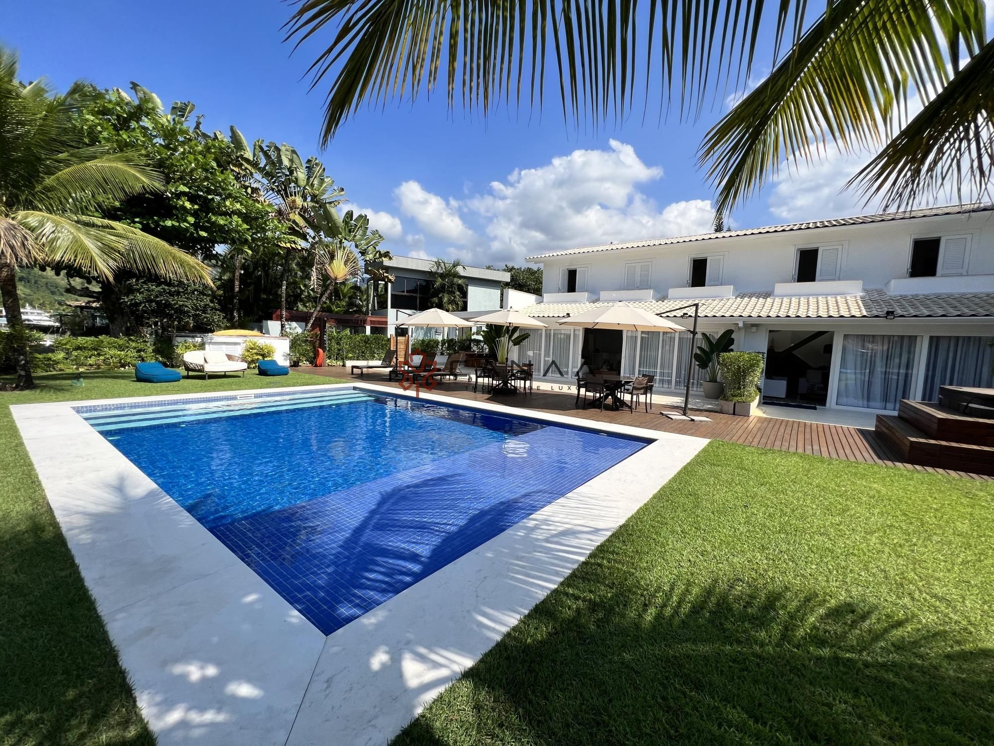 Casa de Condomínio, 6 quartos - Foto 1