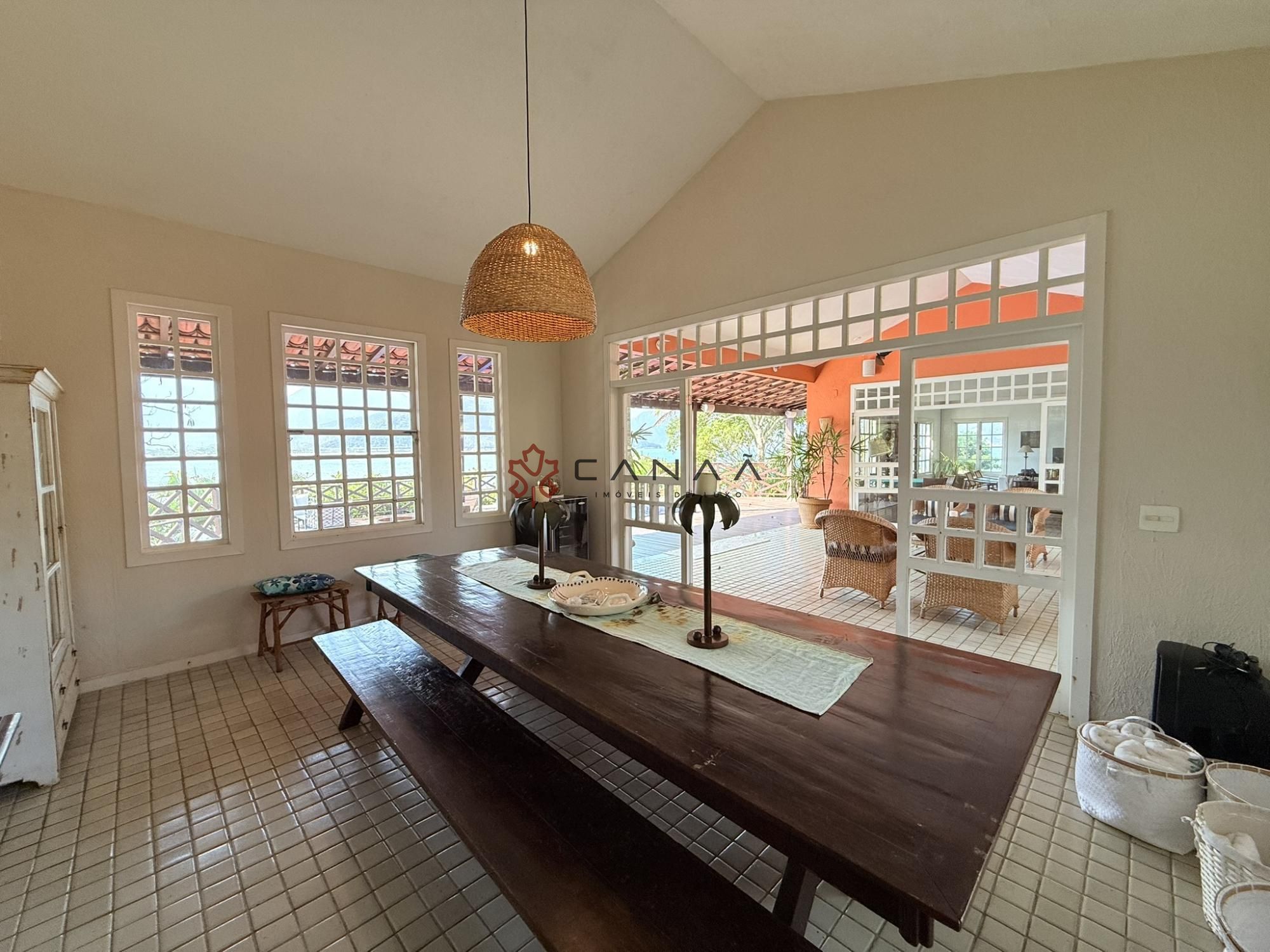 Casa de Condomínio à venda e temporada com 7 quartos, 1100m² - Foto 46