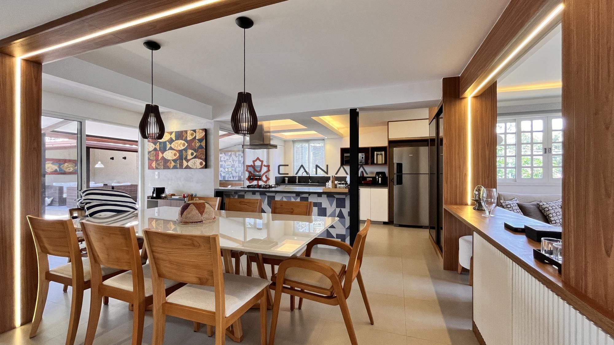 Casa de Condomínio à venda com 4 quartos, 150m² - Foto 1