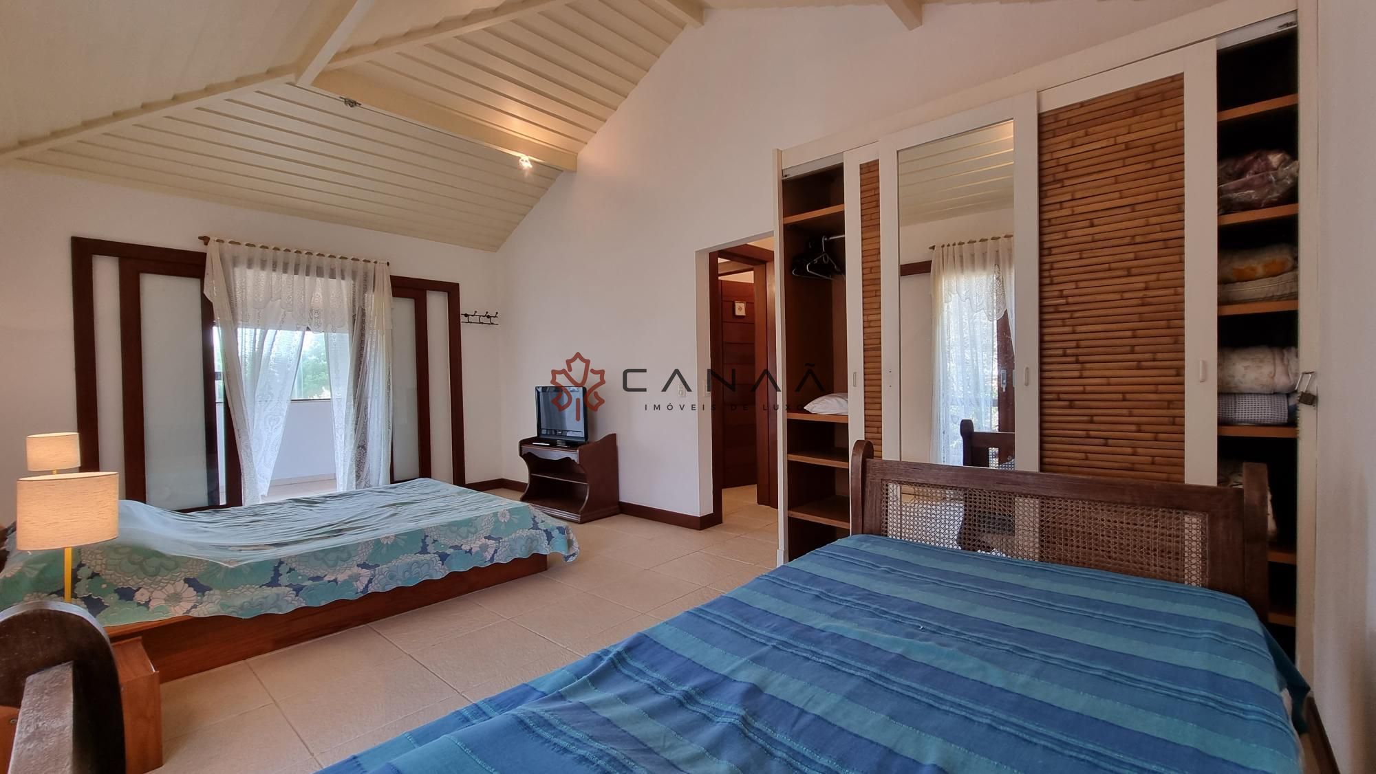 Casa de Condomínio à venda com 4 quartos, 300m² - Foto 42
