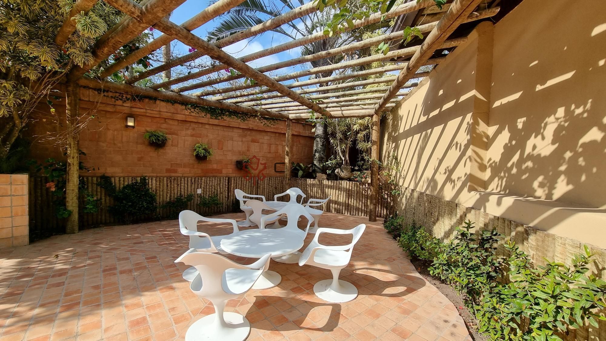Casa de Condomínio à venda com 4 quartos, 300m² - Foto 12