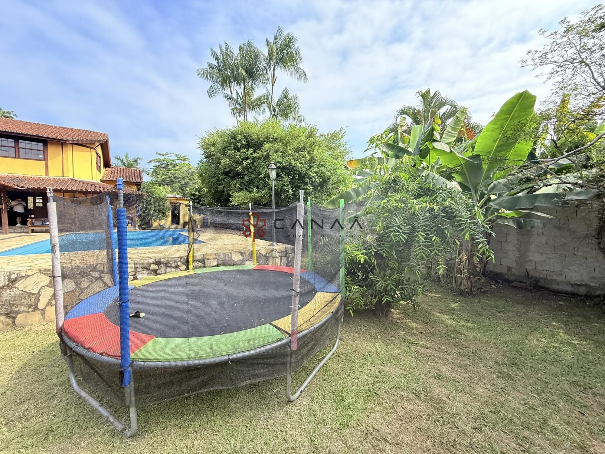 Casa à venda com 5 quartos, 345m² - Foto 5
