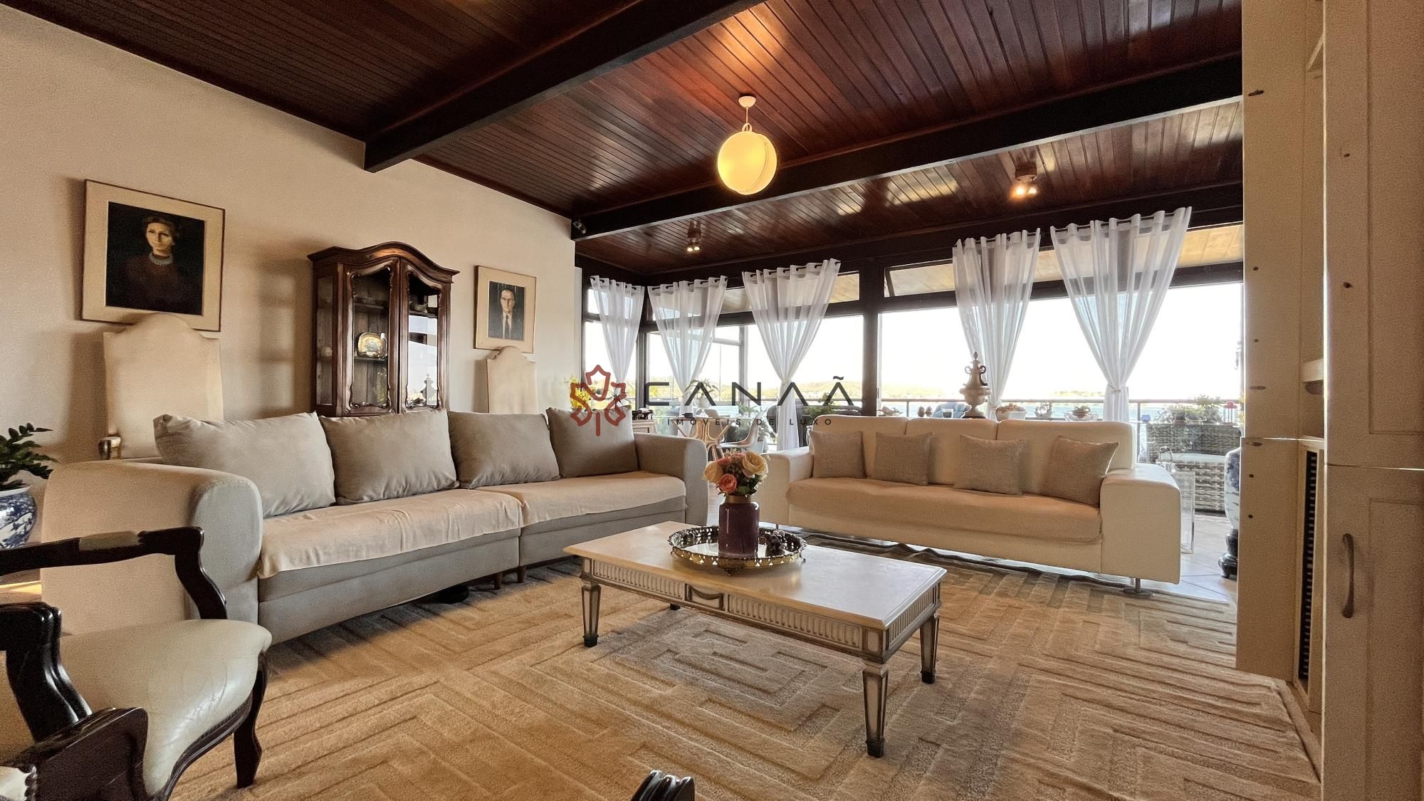 Casa à venda com 5 quartos, 841m² - Foto 10
