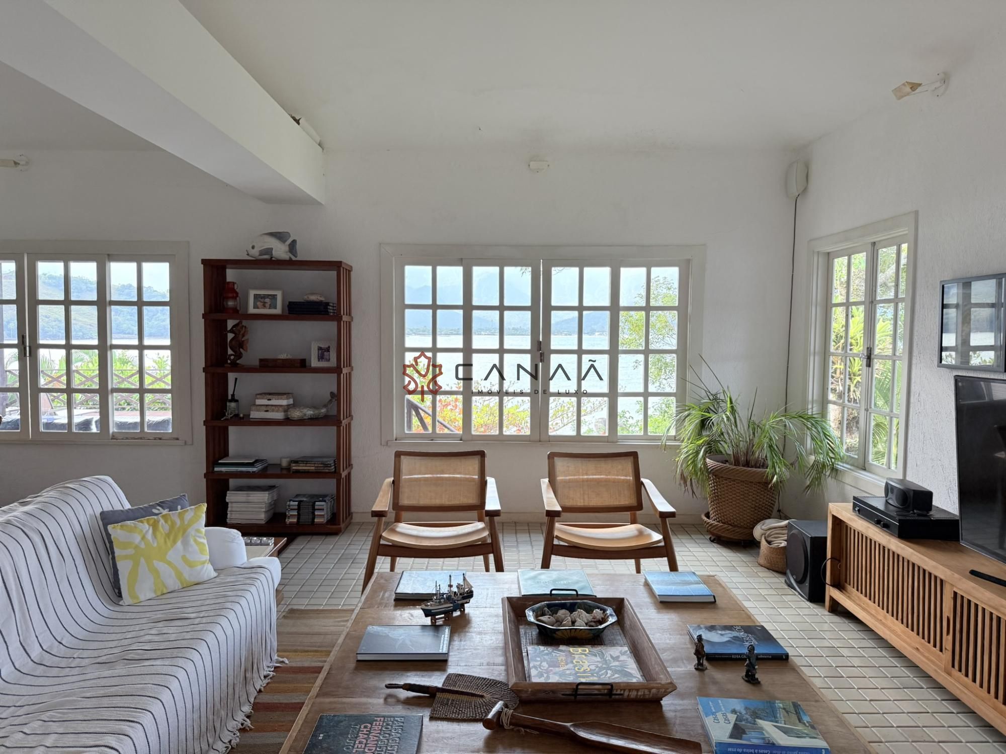 Casa de Condomínio à venda e temporada com 7 quartos, 1100m² - Foto 36