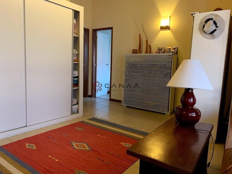 Casa à venda com 3 quartos, 300m² - Foto 26
