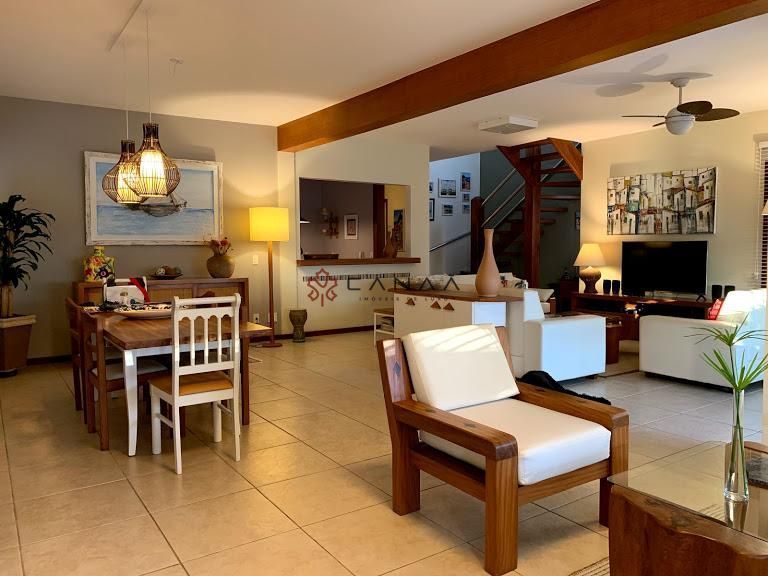 Casa à venda com 3 quartos, 300m² - Foto 3
