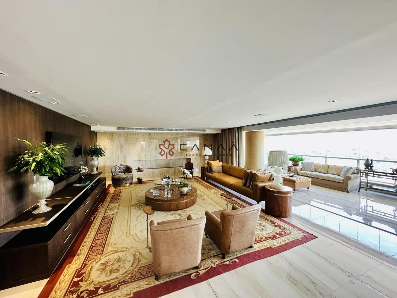 Apartamento, 3 quartos, 487 m² - Foto 1
