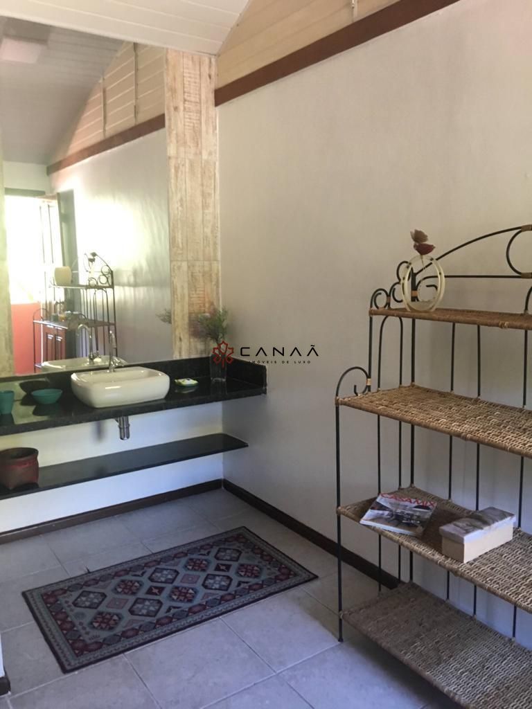 Casa à venda com 4 quartos, 350m² - Foto 38