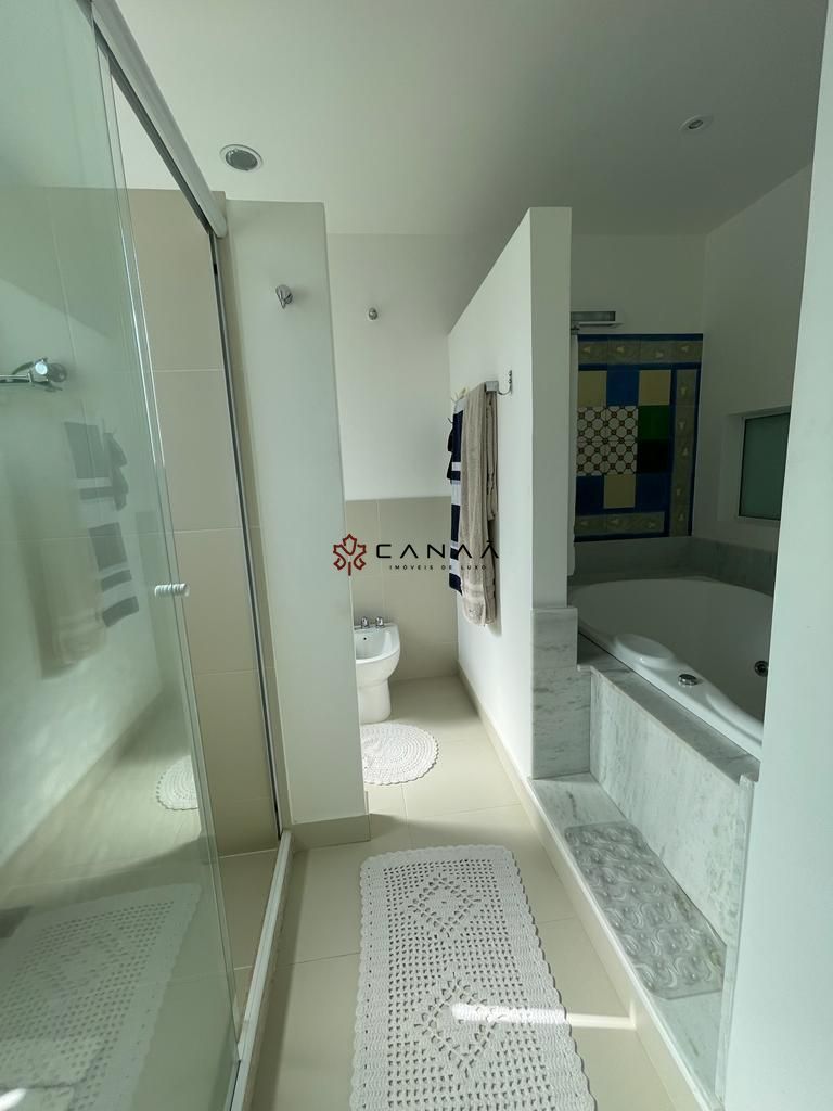 Casa de Condomínio à venda com 5 quartos, 450m² - Foto 24